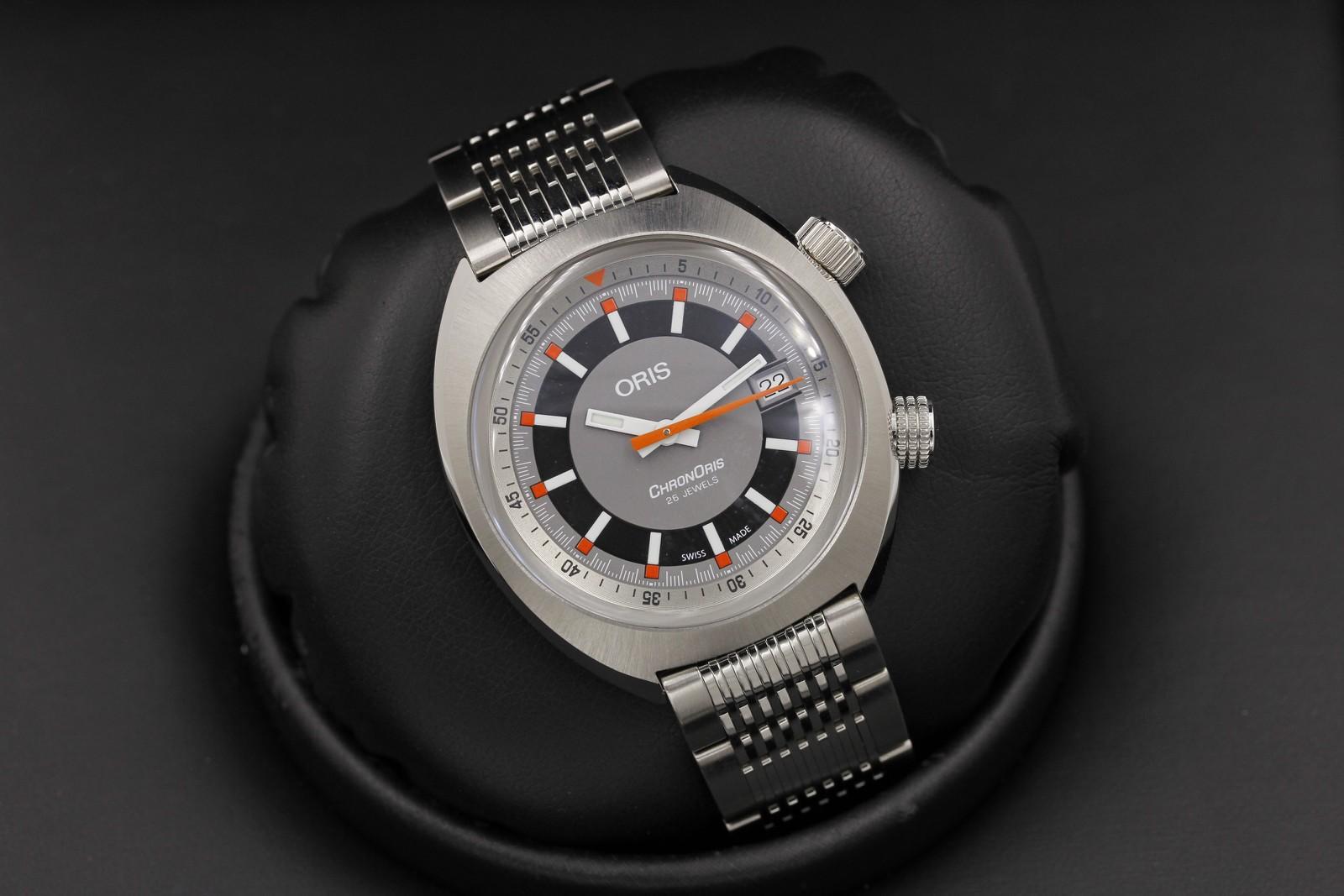 Watch Image 10