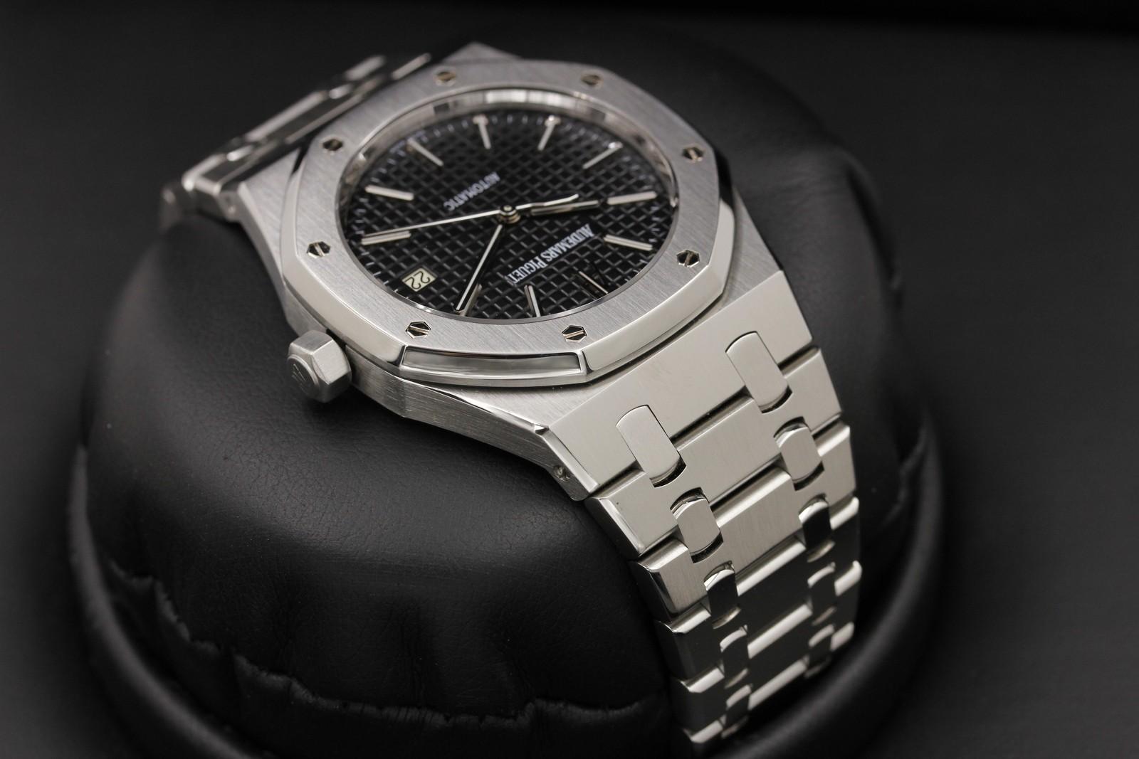 Watch Image 4