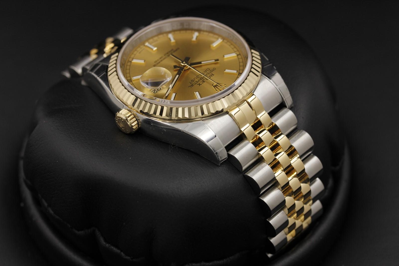 Watch Image 4