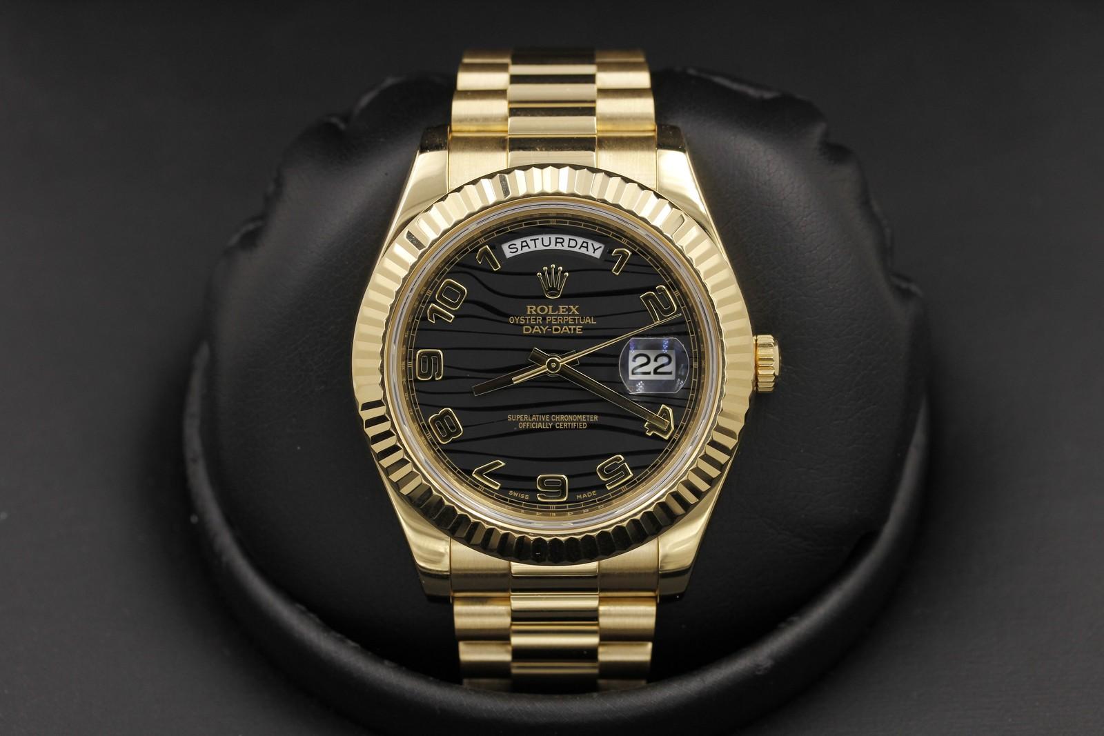 Watch Image 1