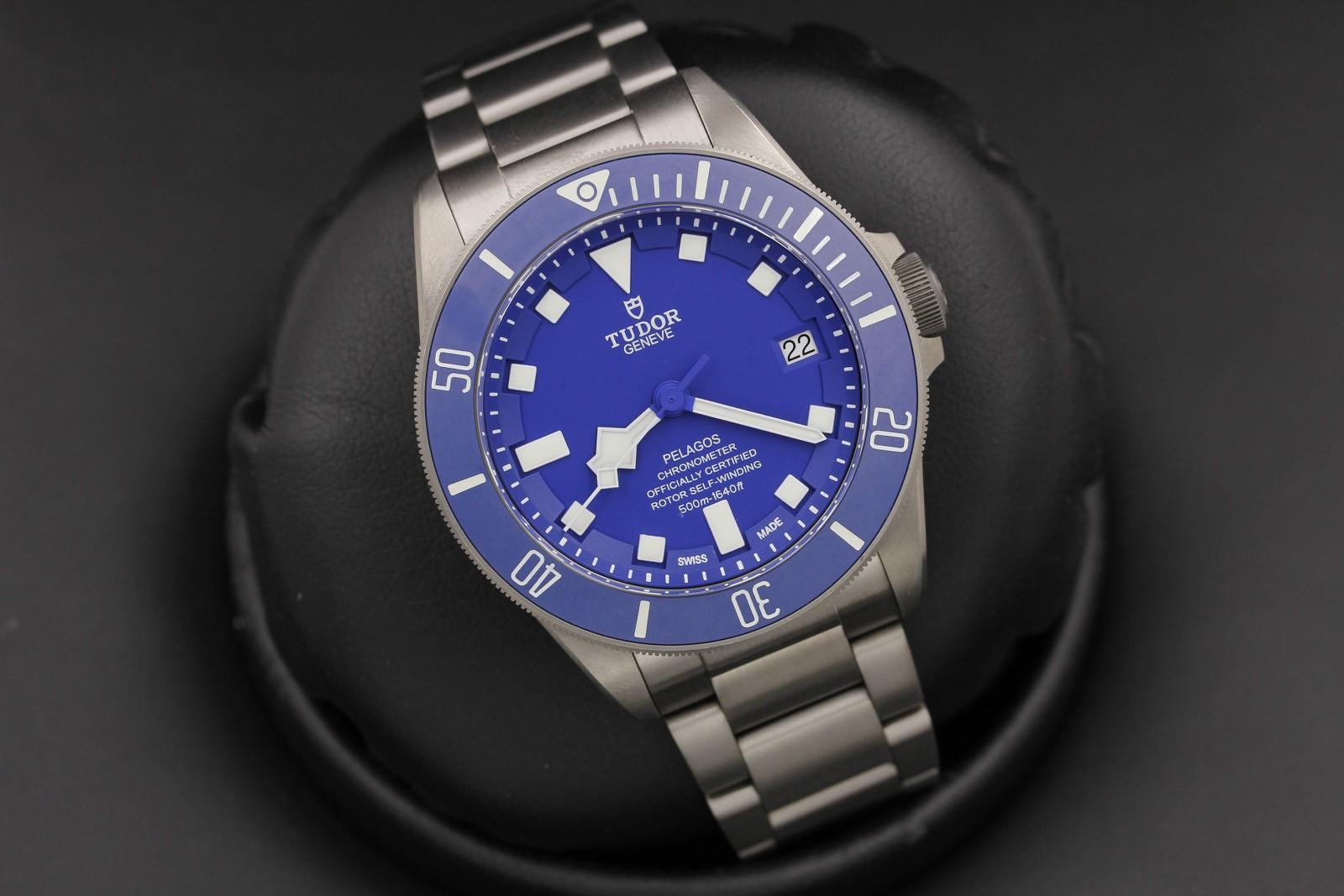 Watch Image 9