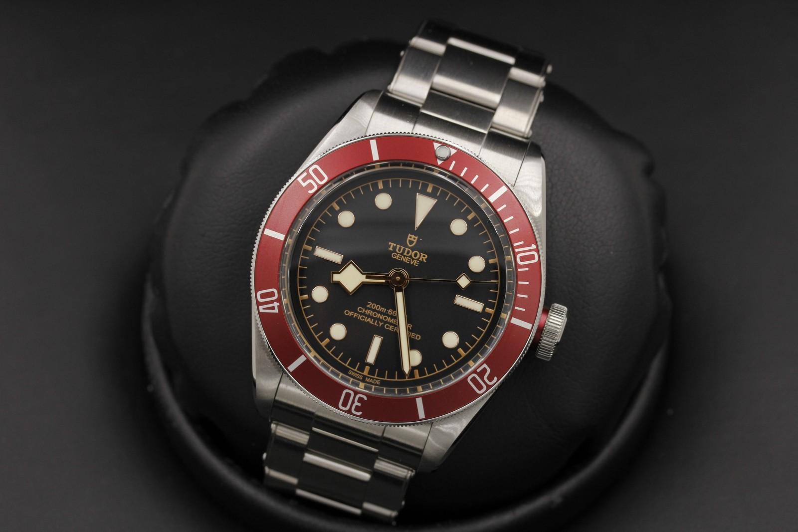 Watch Image 8