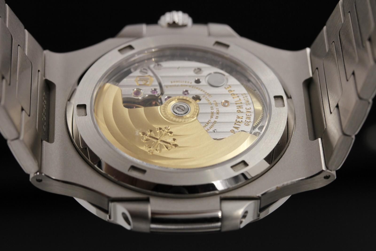 Watch Image 10