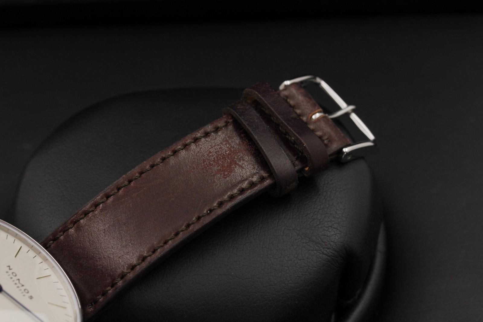 Watch Image 11