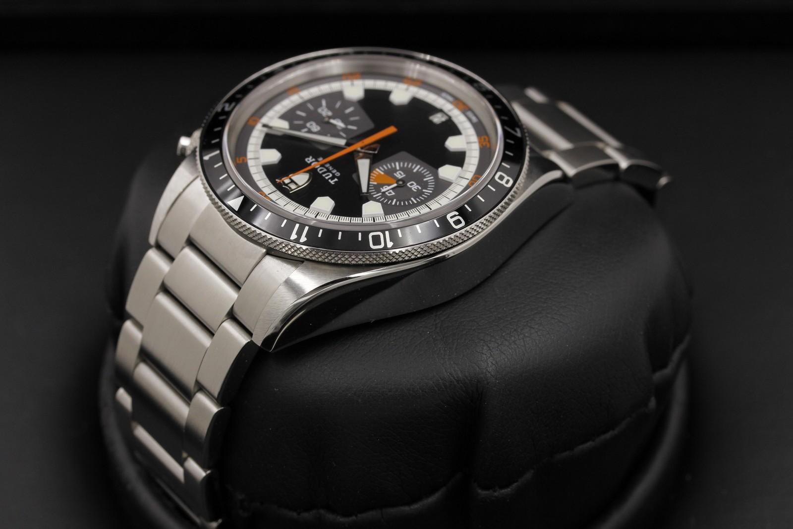 Watch Image 5