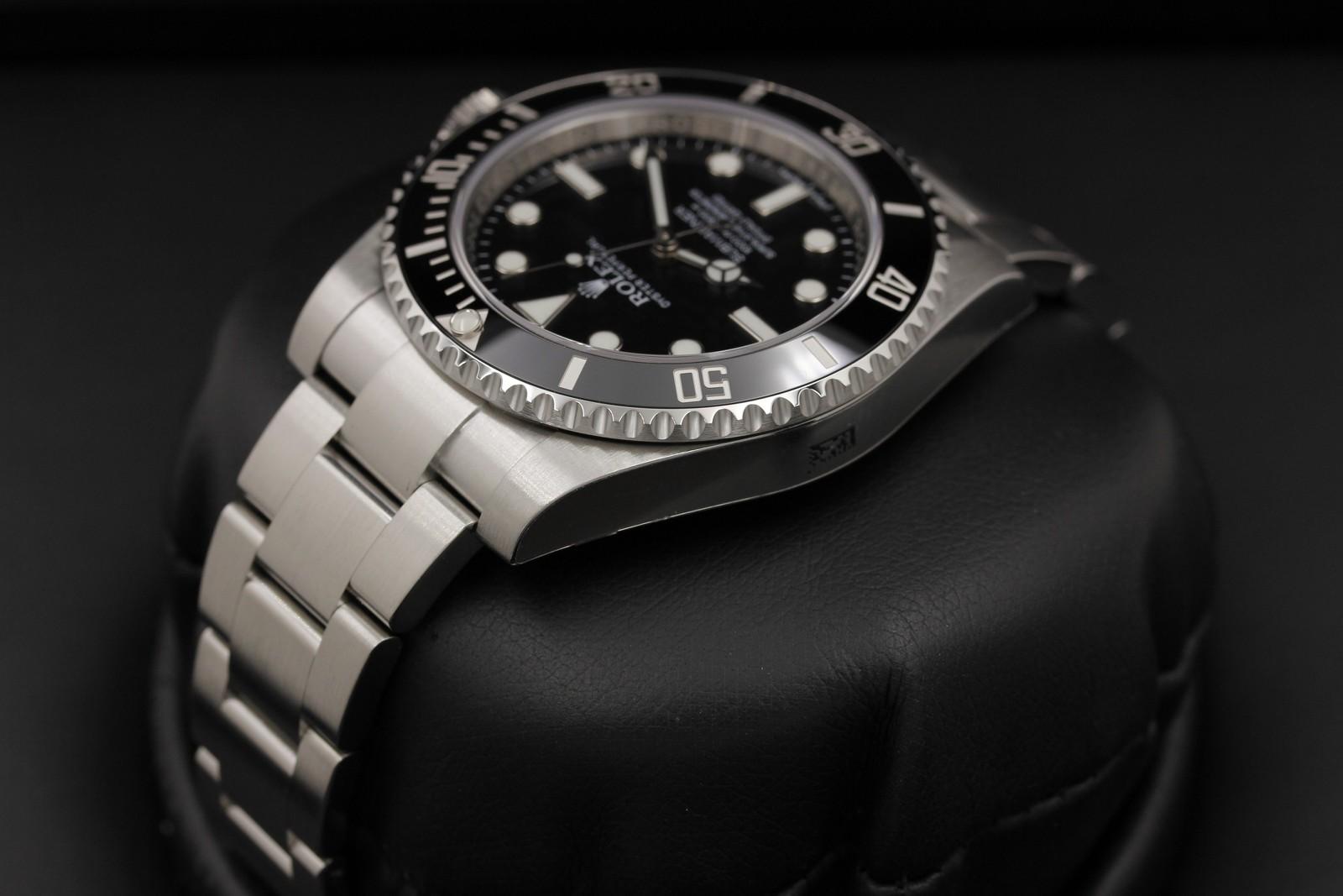 Watch Image 5