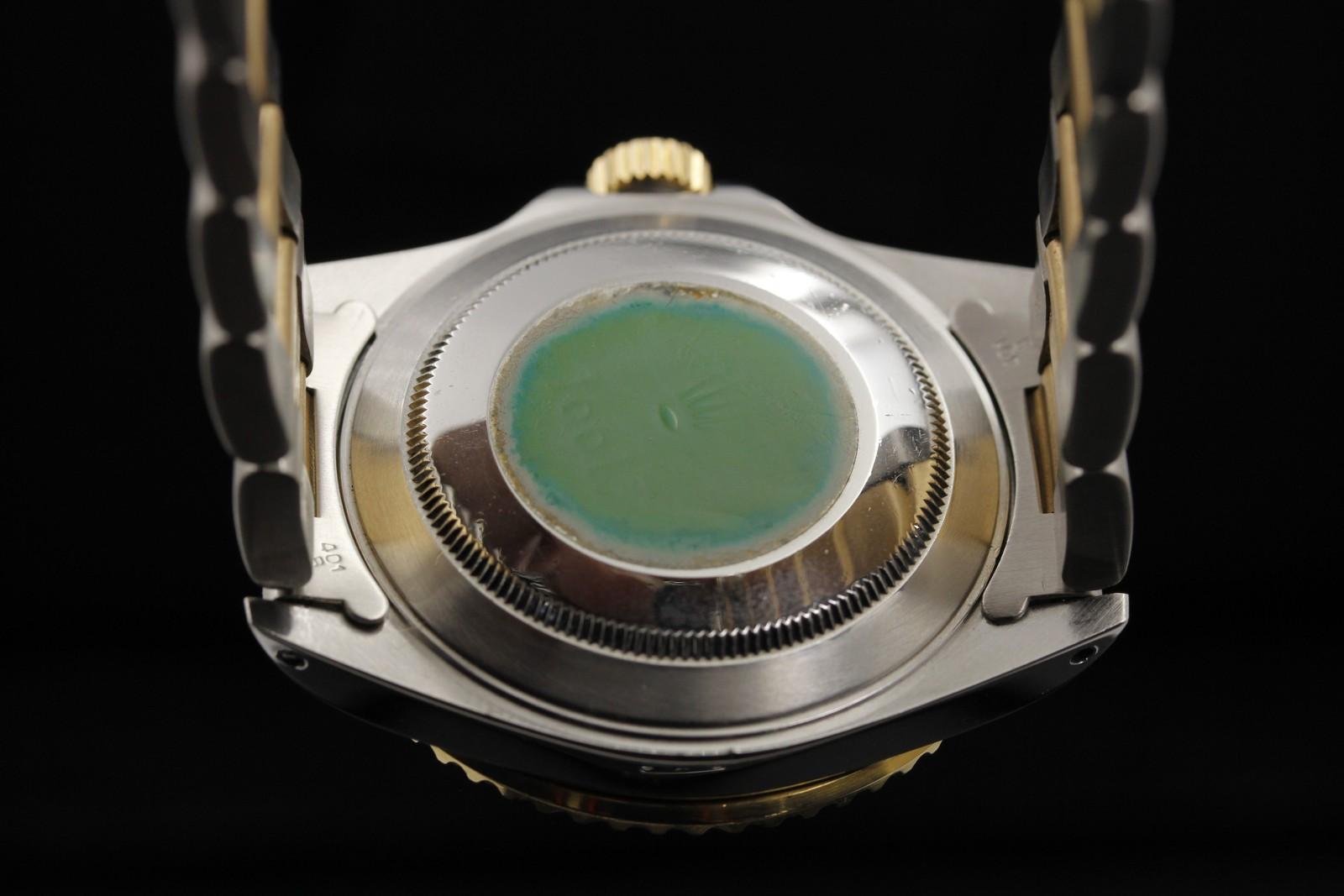 Watch Image 10