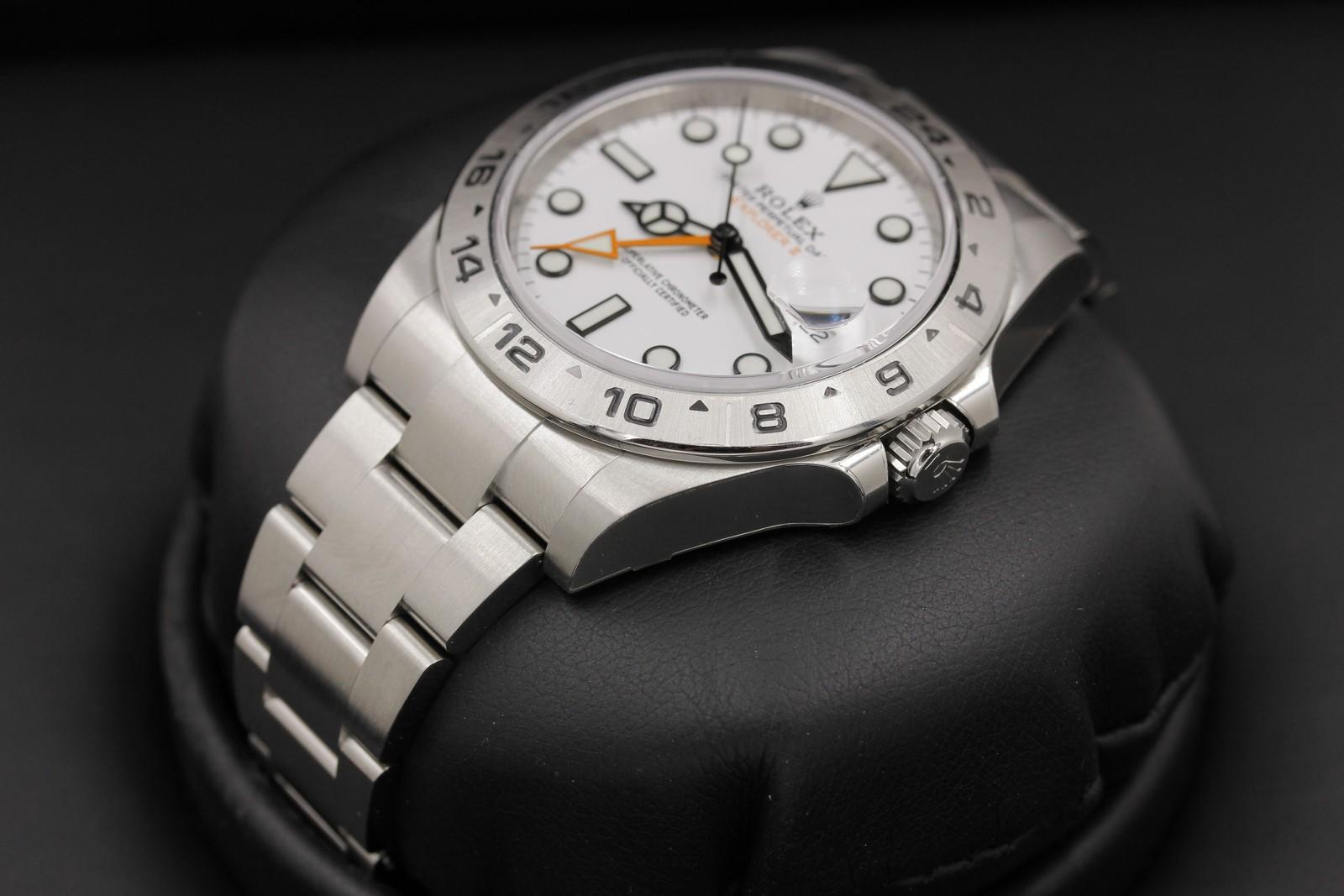 Watch Image 2