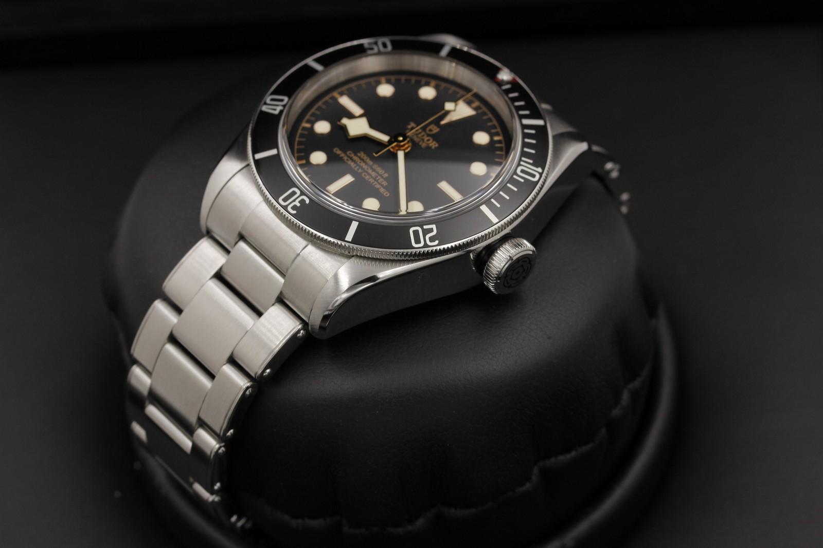 Watch Image 2
