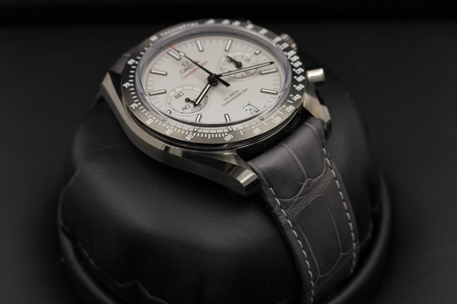 Watch Image 6