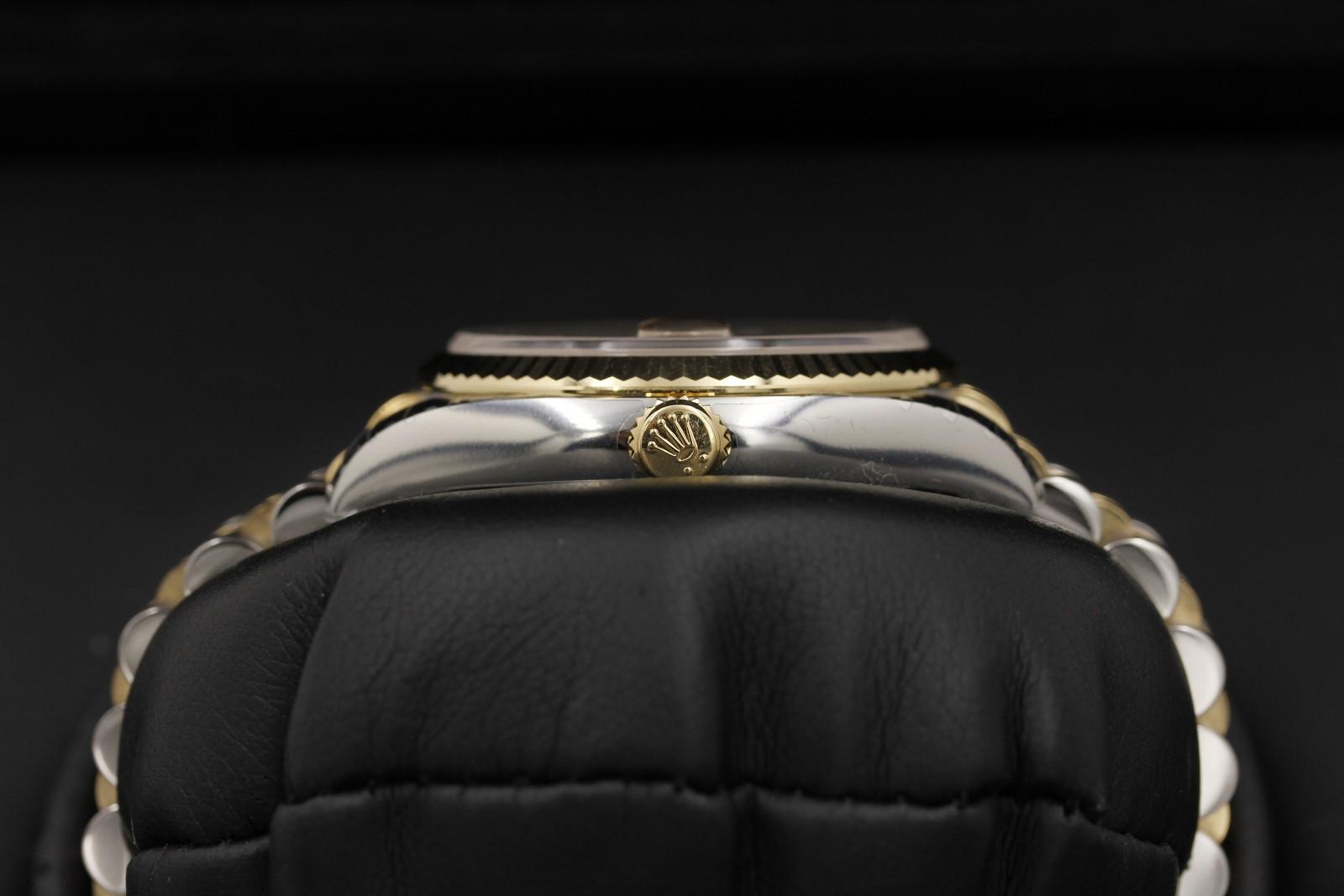Watch Image 3