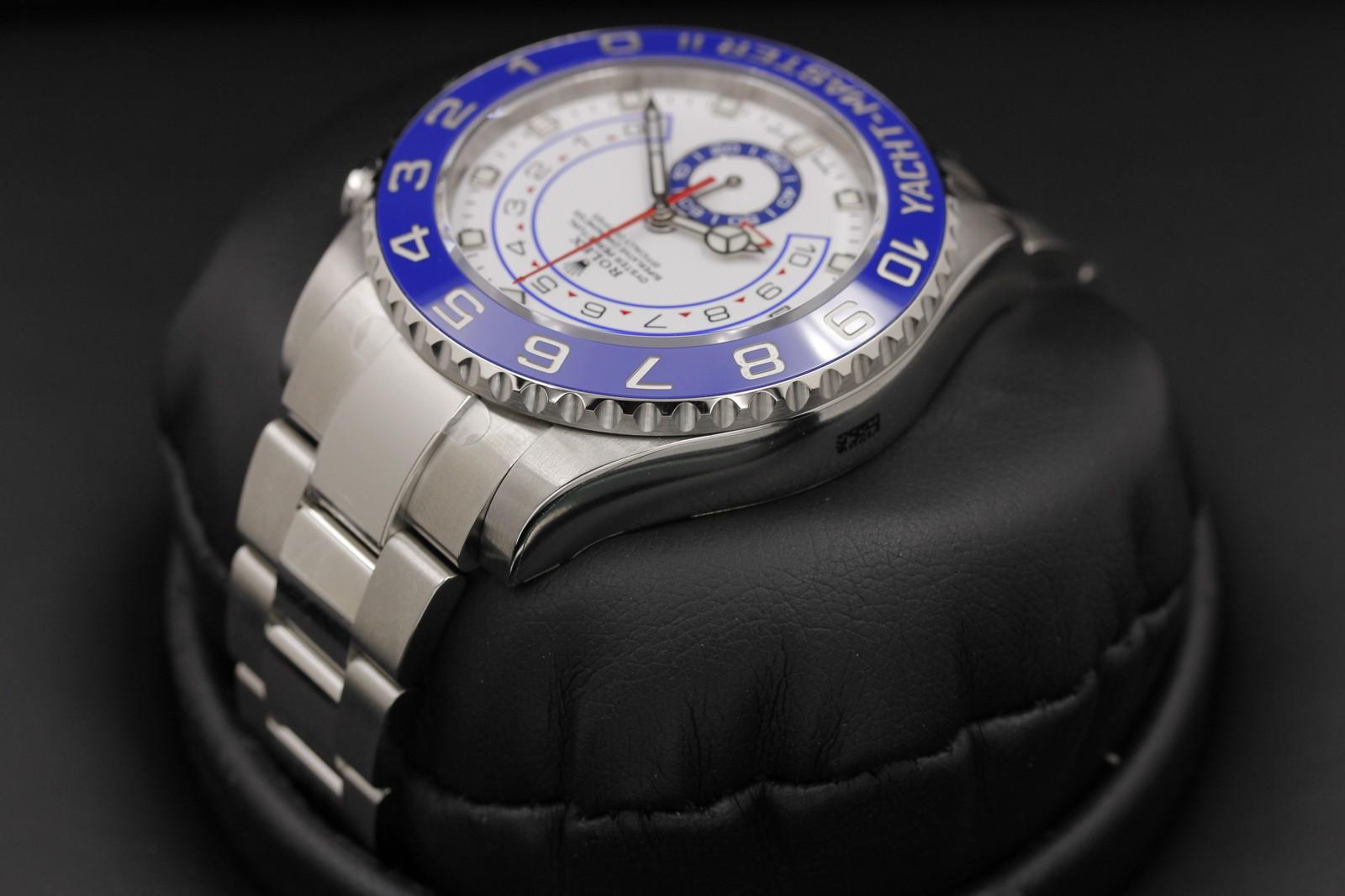 Watch Image 5