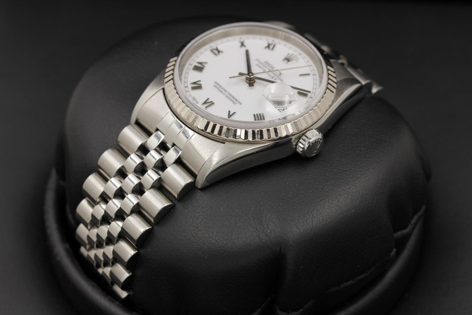 Watch Image 2