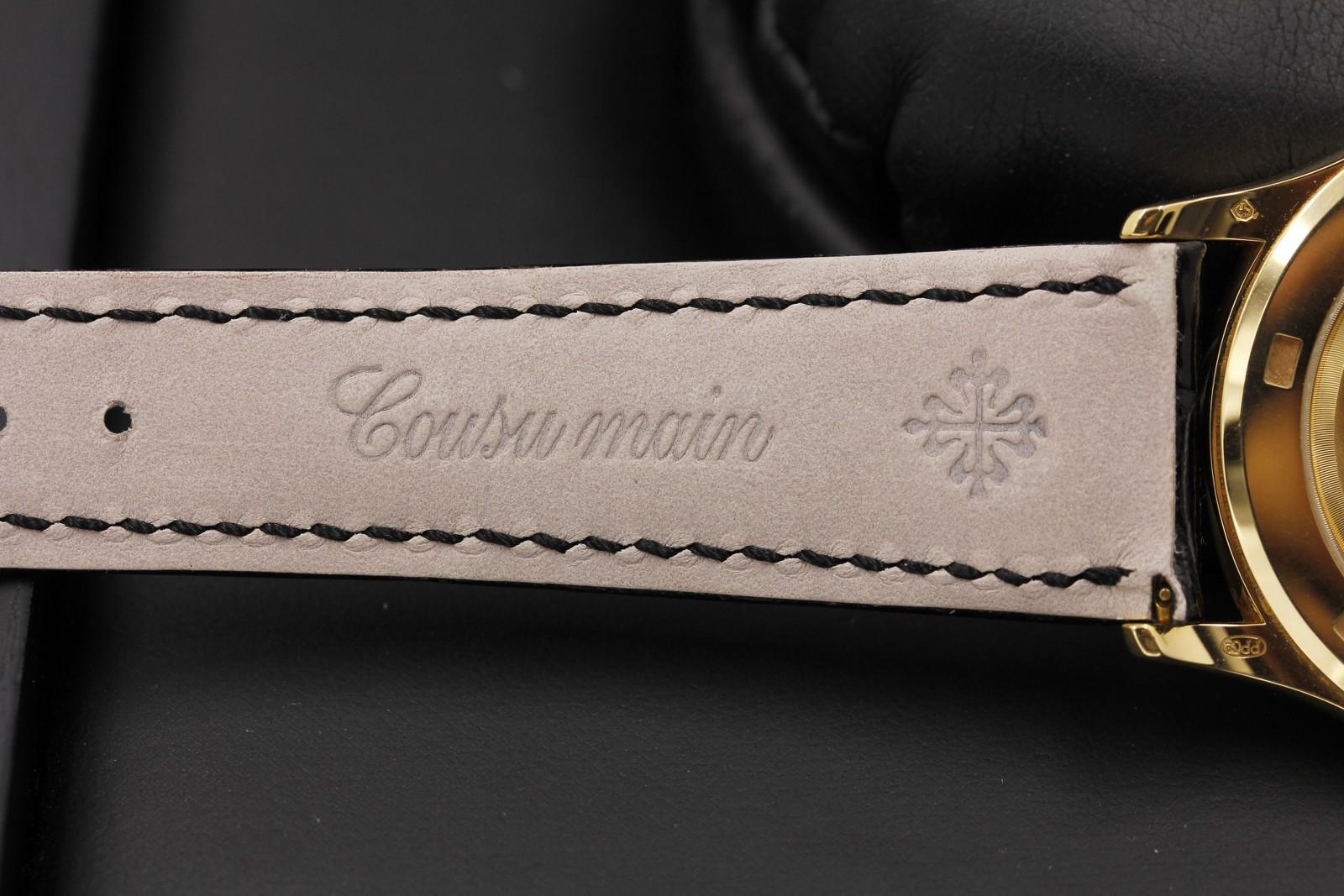 Watch Image 12
