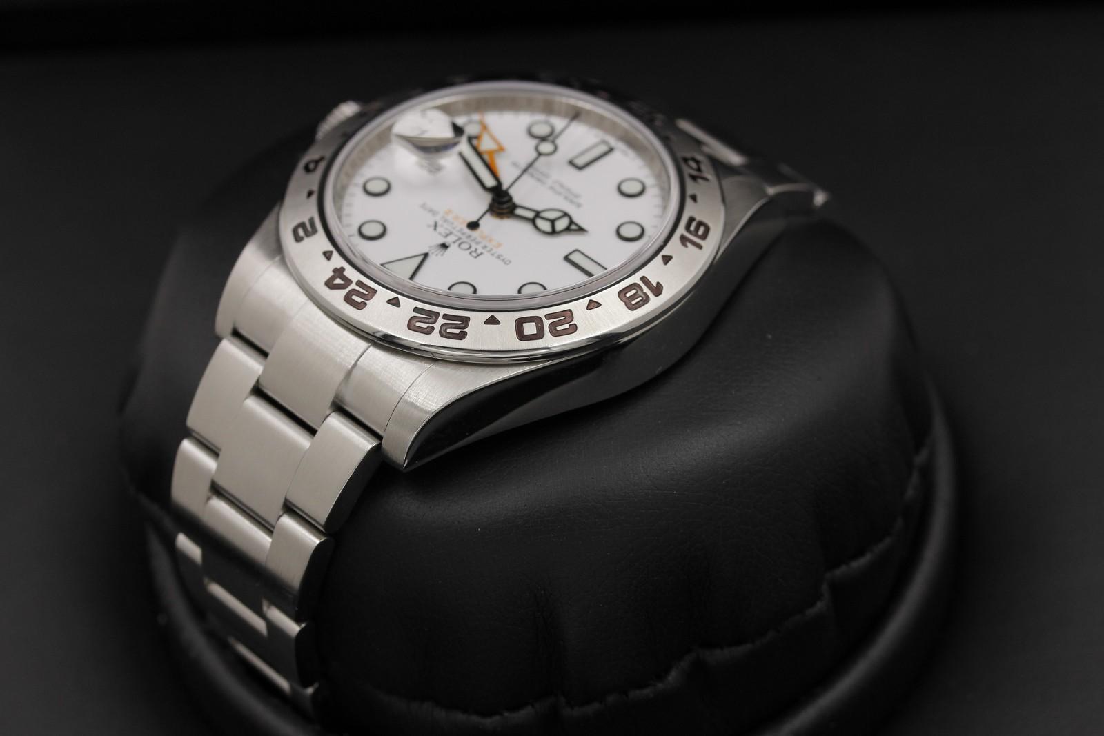 Watch Image 5