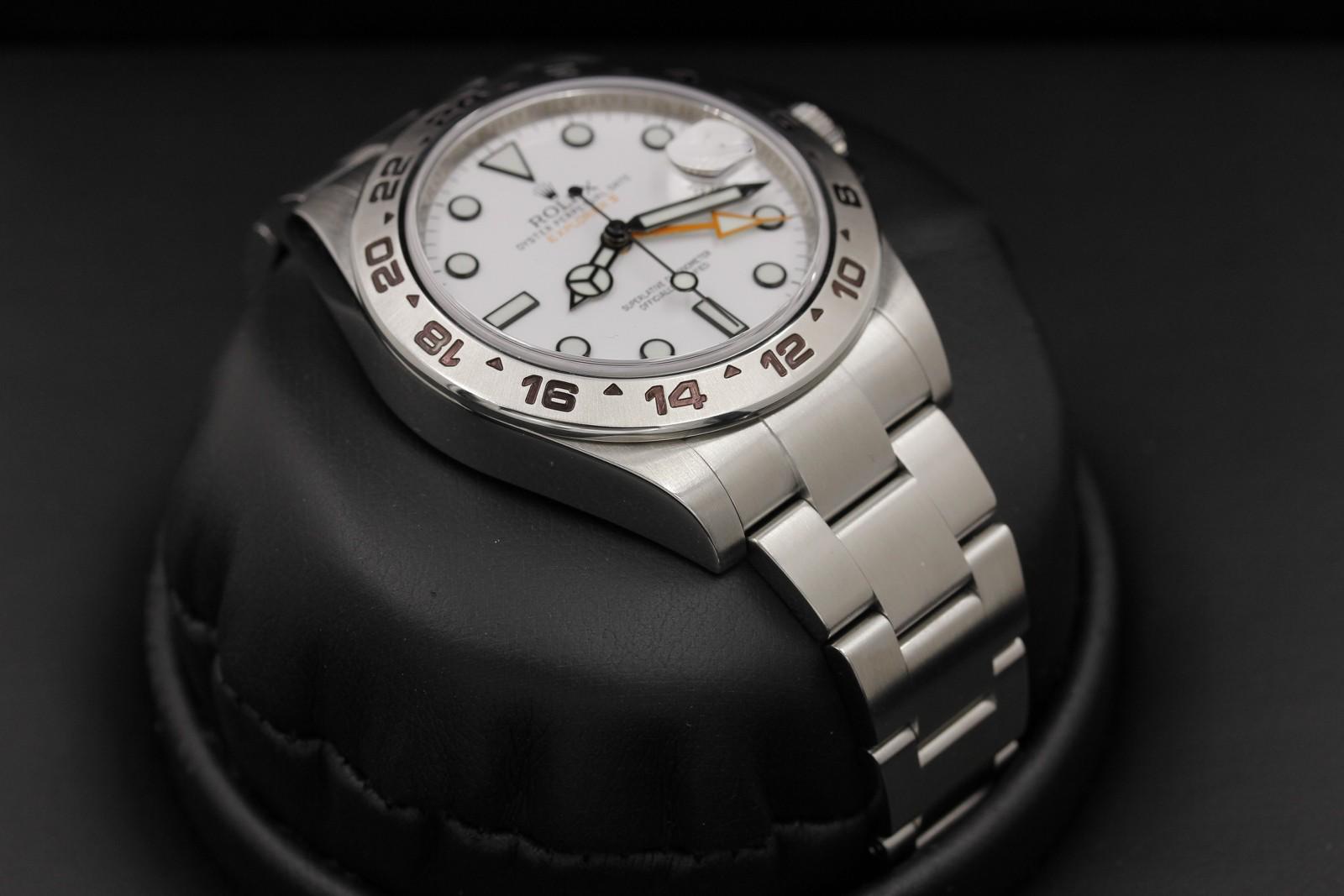 Watch Image 6