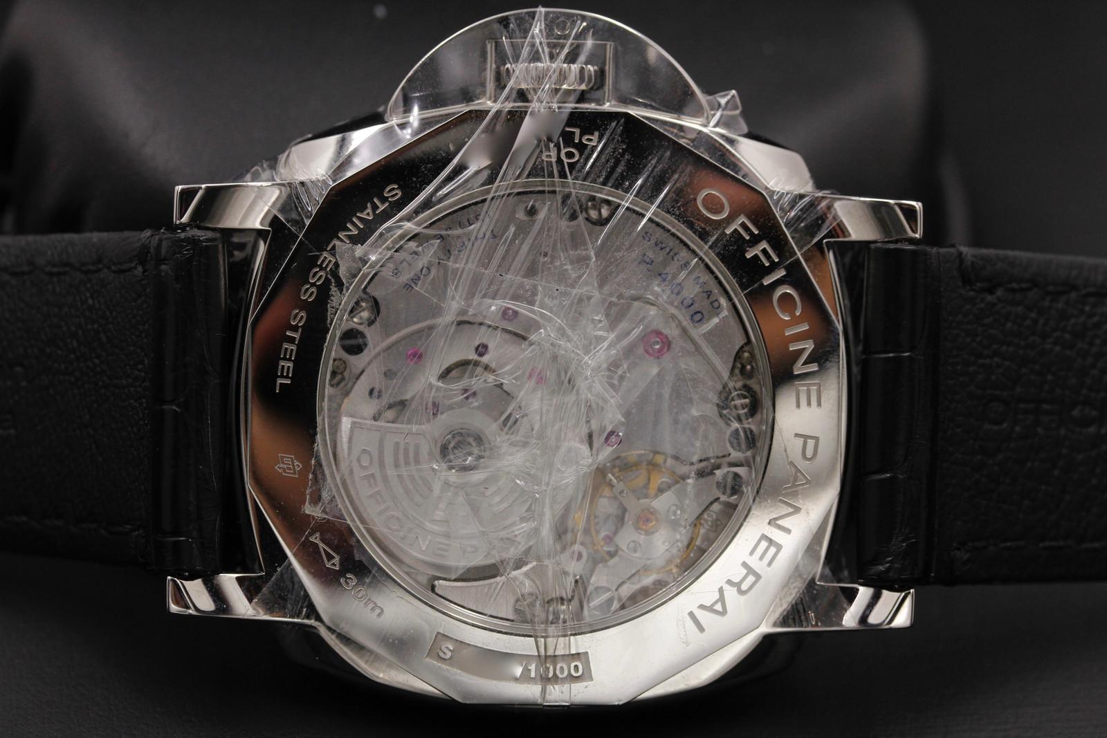 Watch Image 10