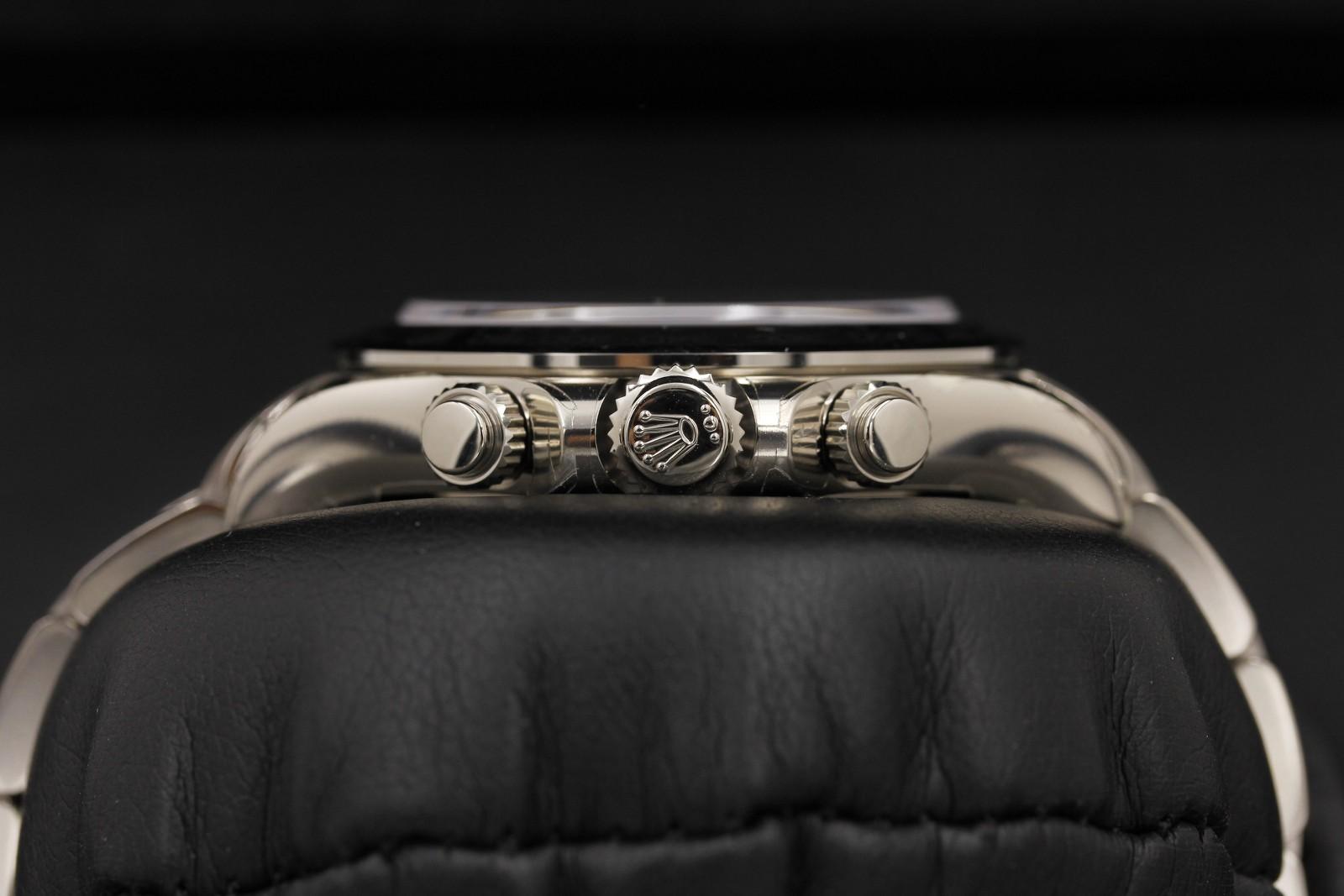 Watch Image 3