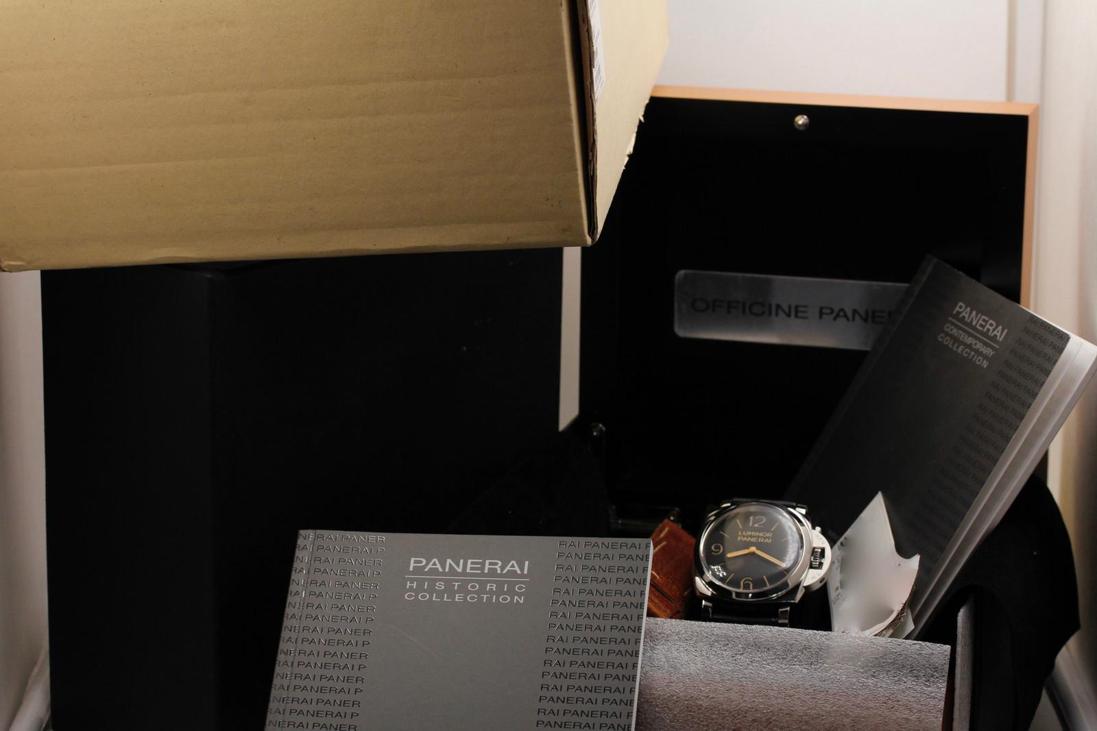 Watch Image 12