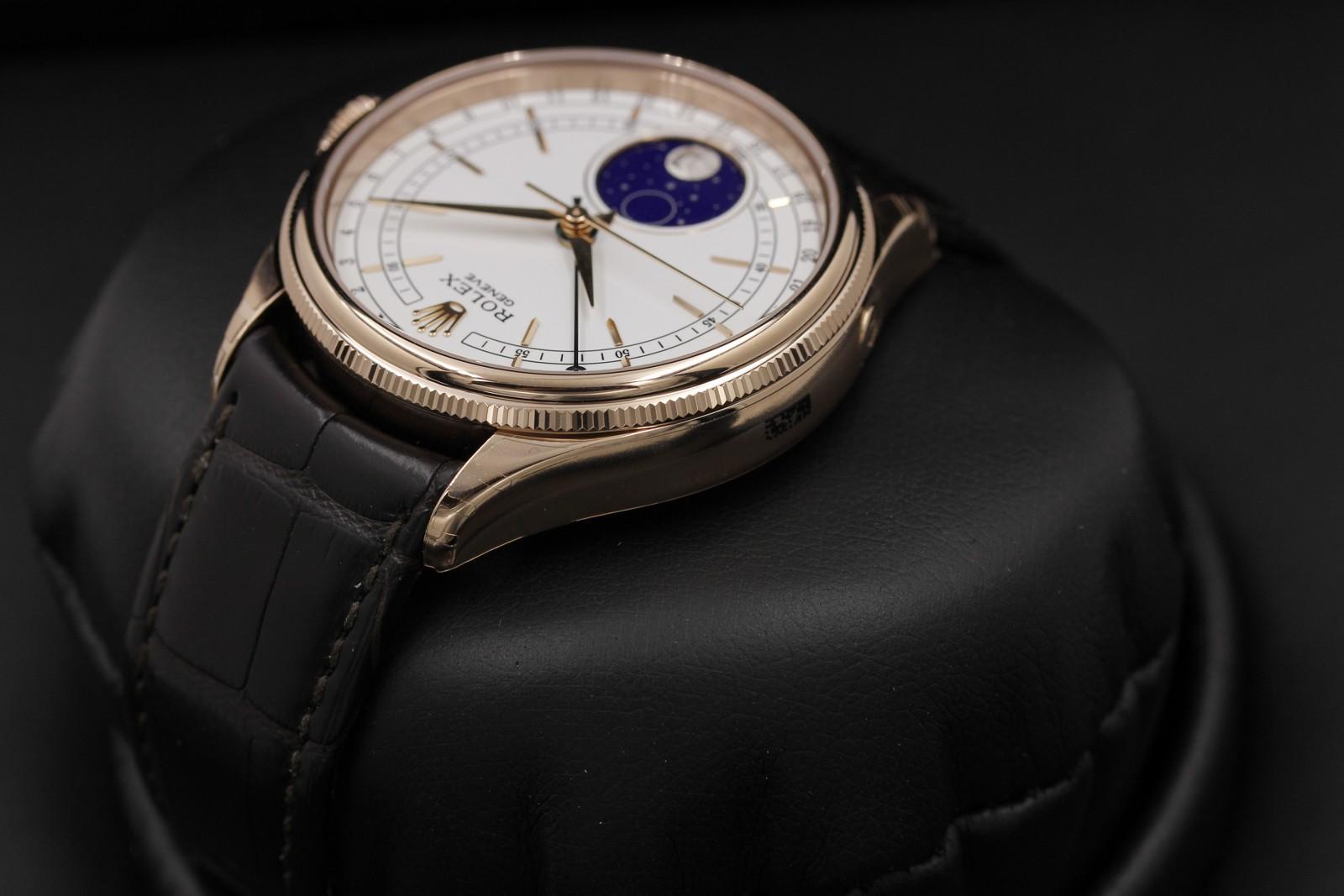 Watch Image 5