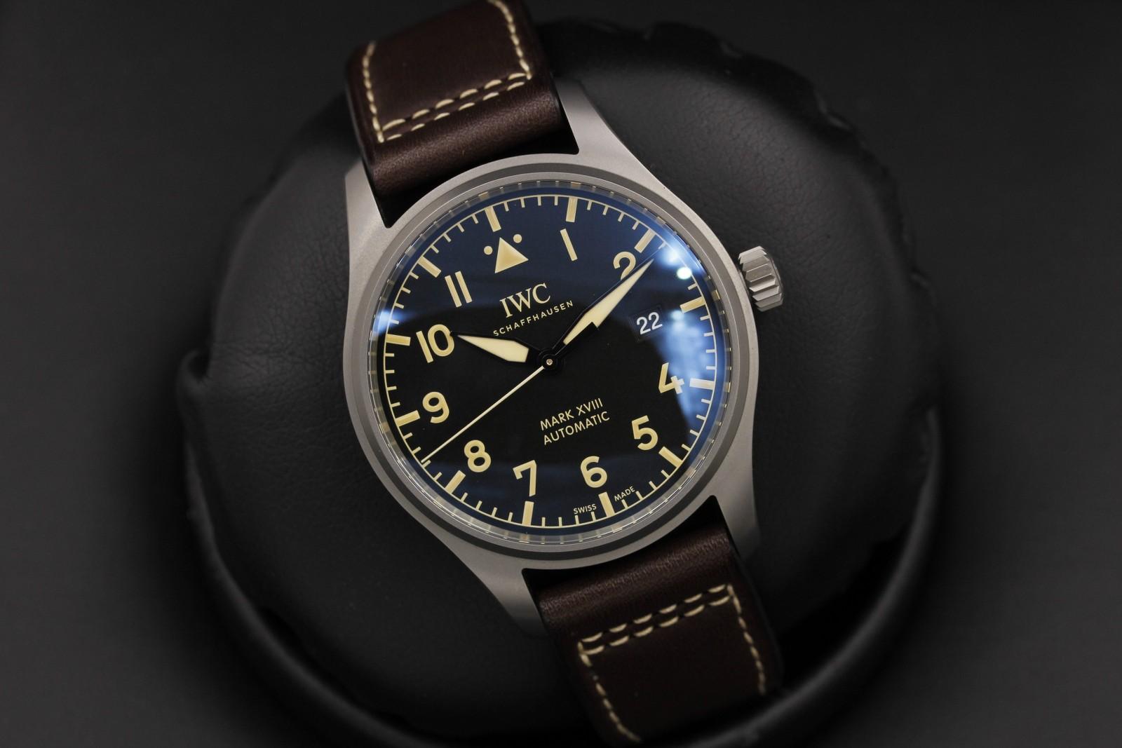 Watch Image 9