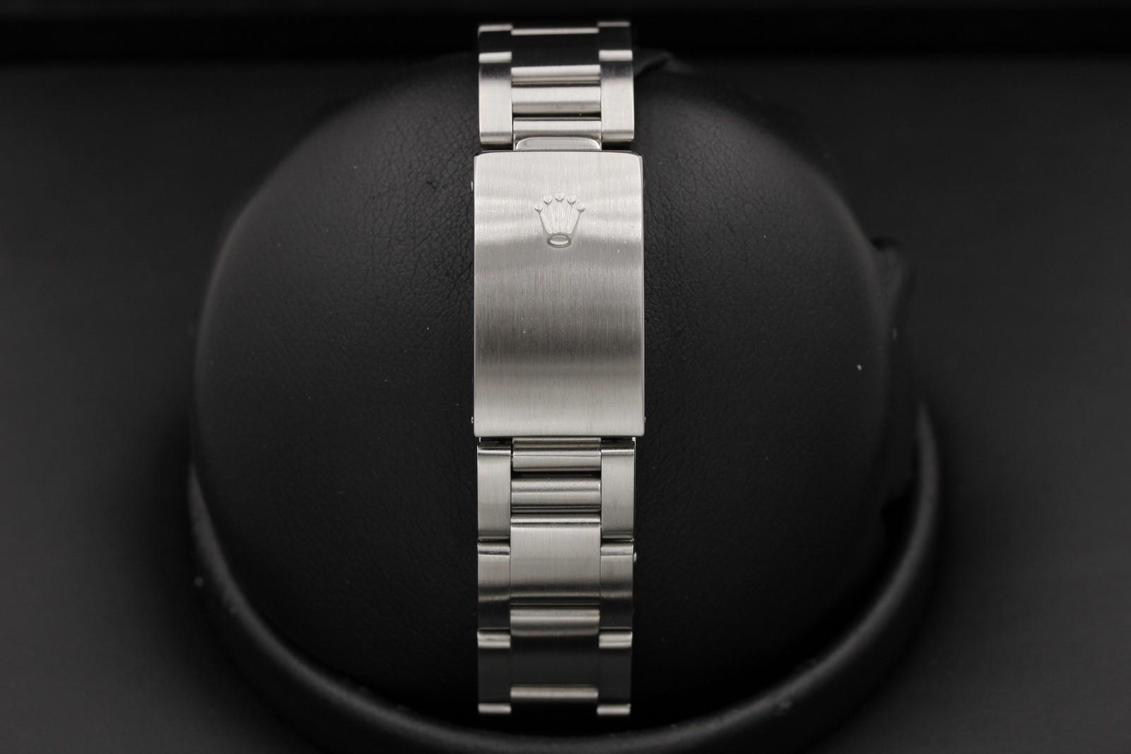 Watch Image 7