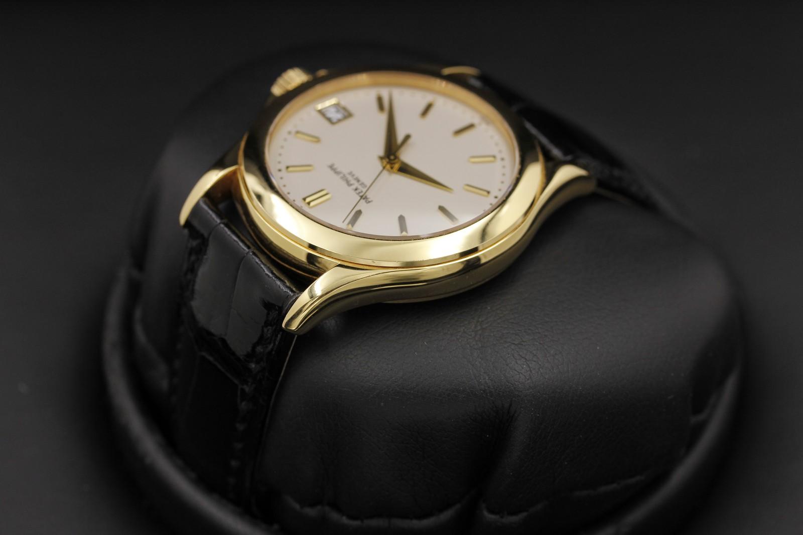 Watch Image 5