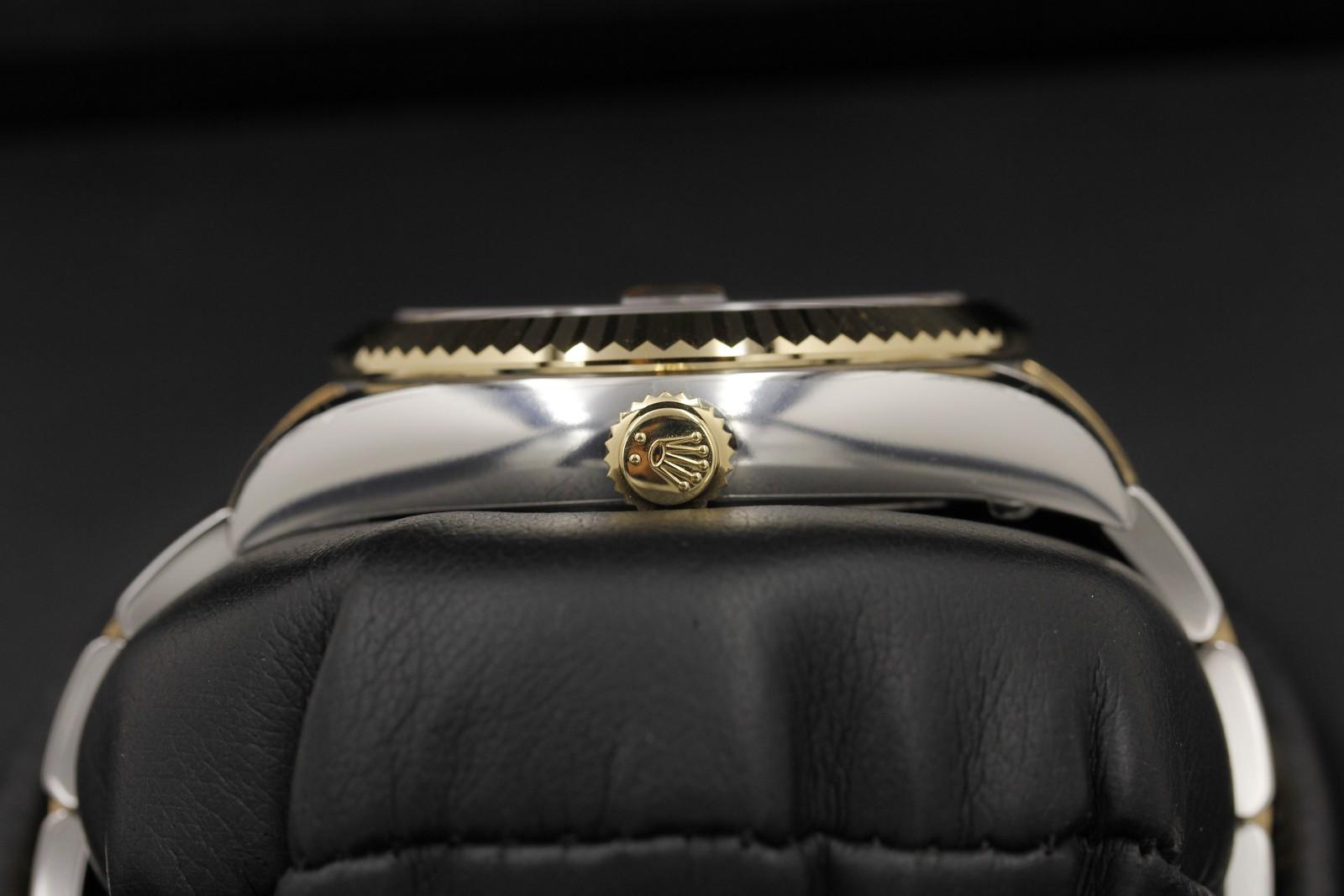 Watch Image 3