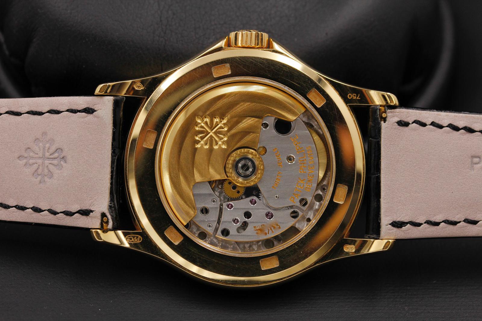 Watch Image 10