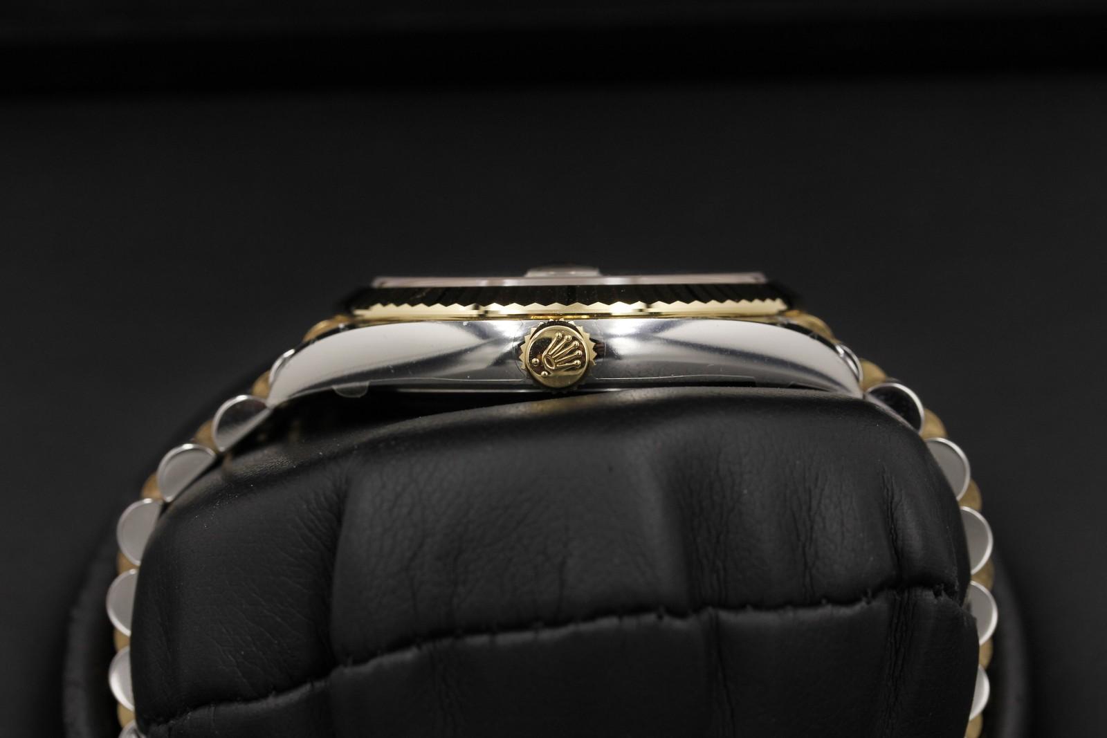 Watch Image 3