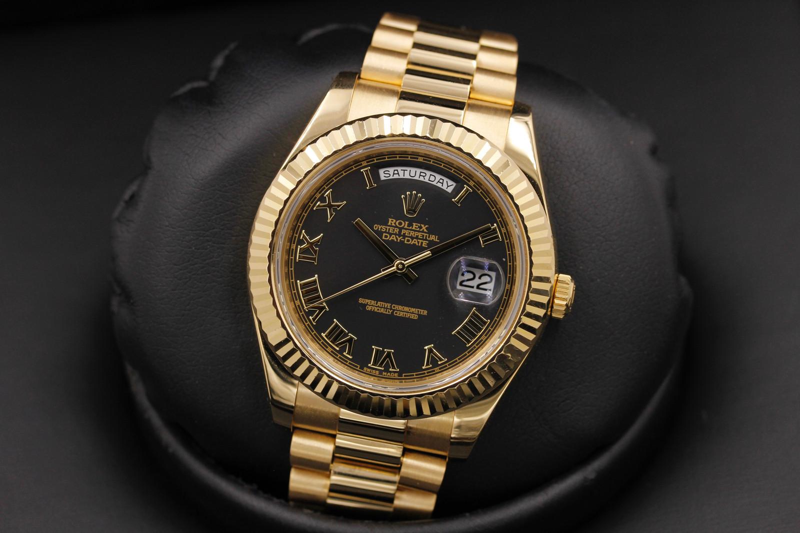Watch Image 8