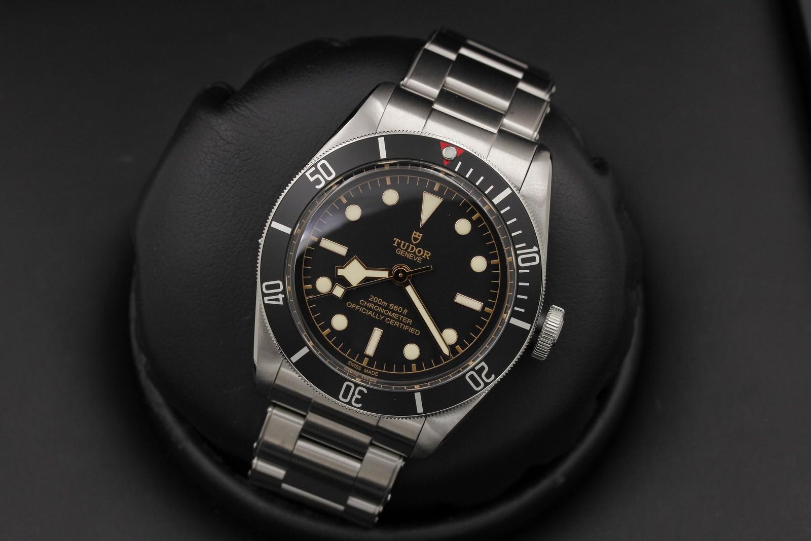 Watch Image 8