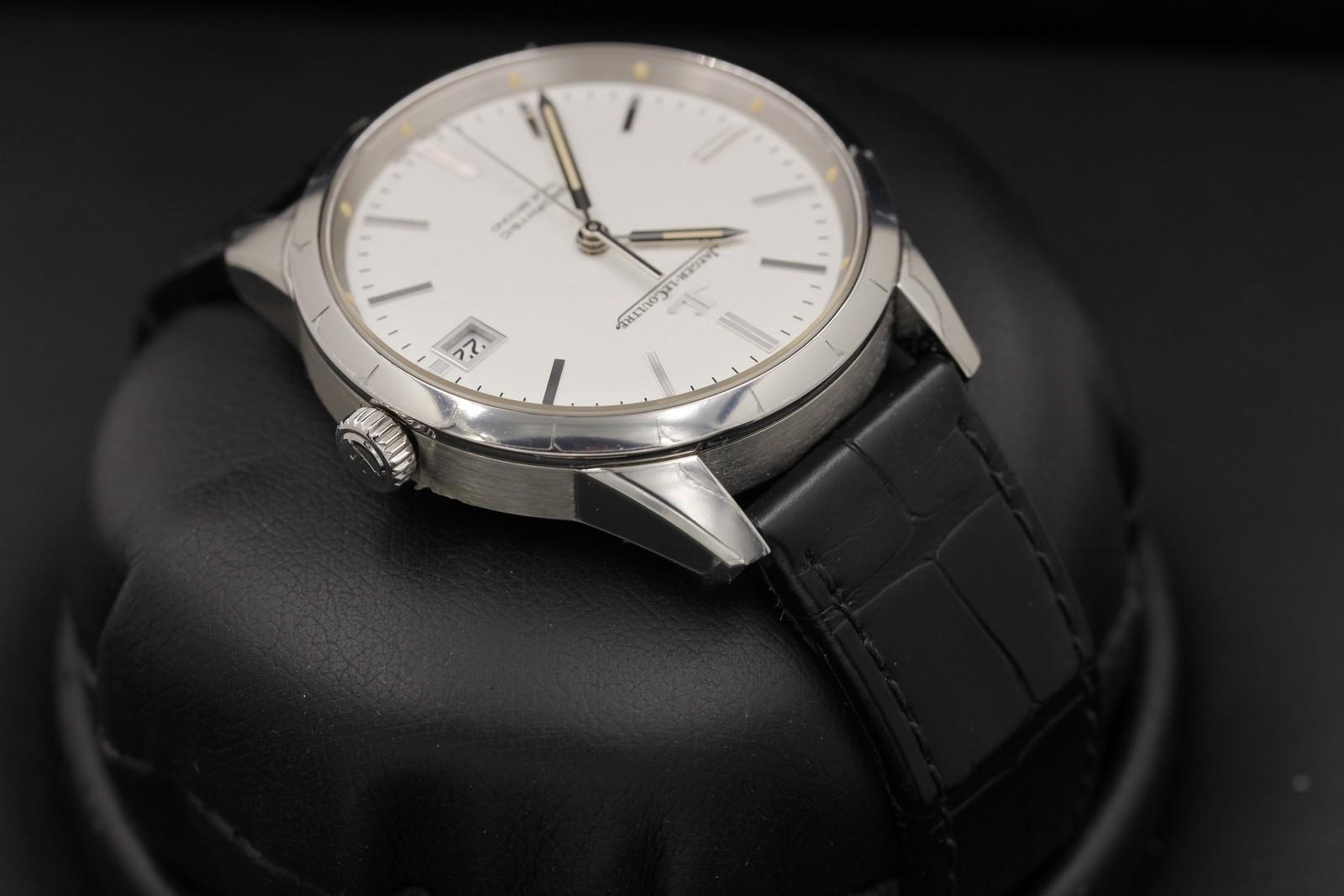 Watch Image 4