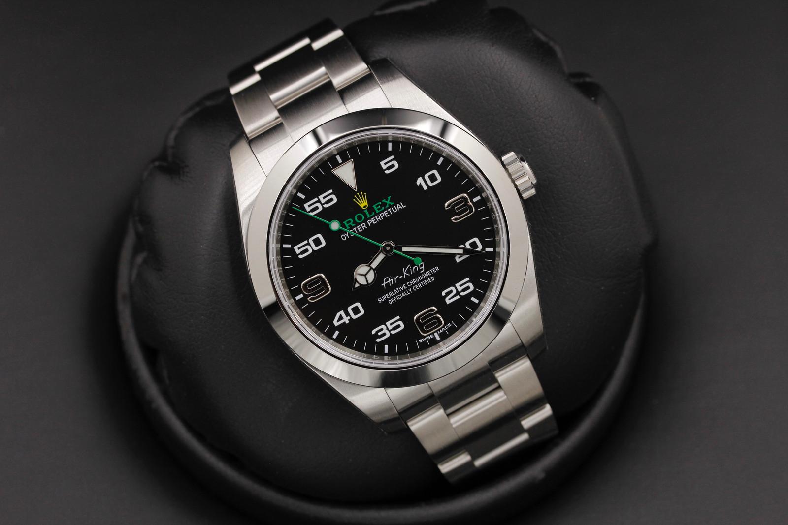 Watch Image 9