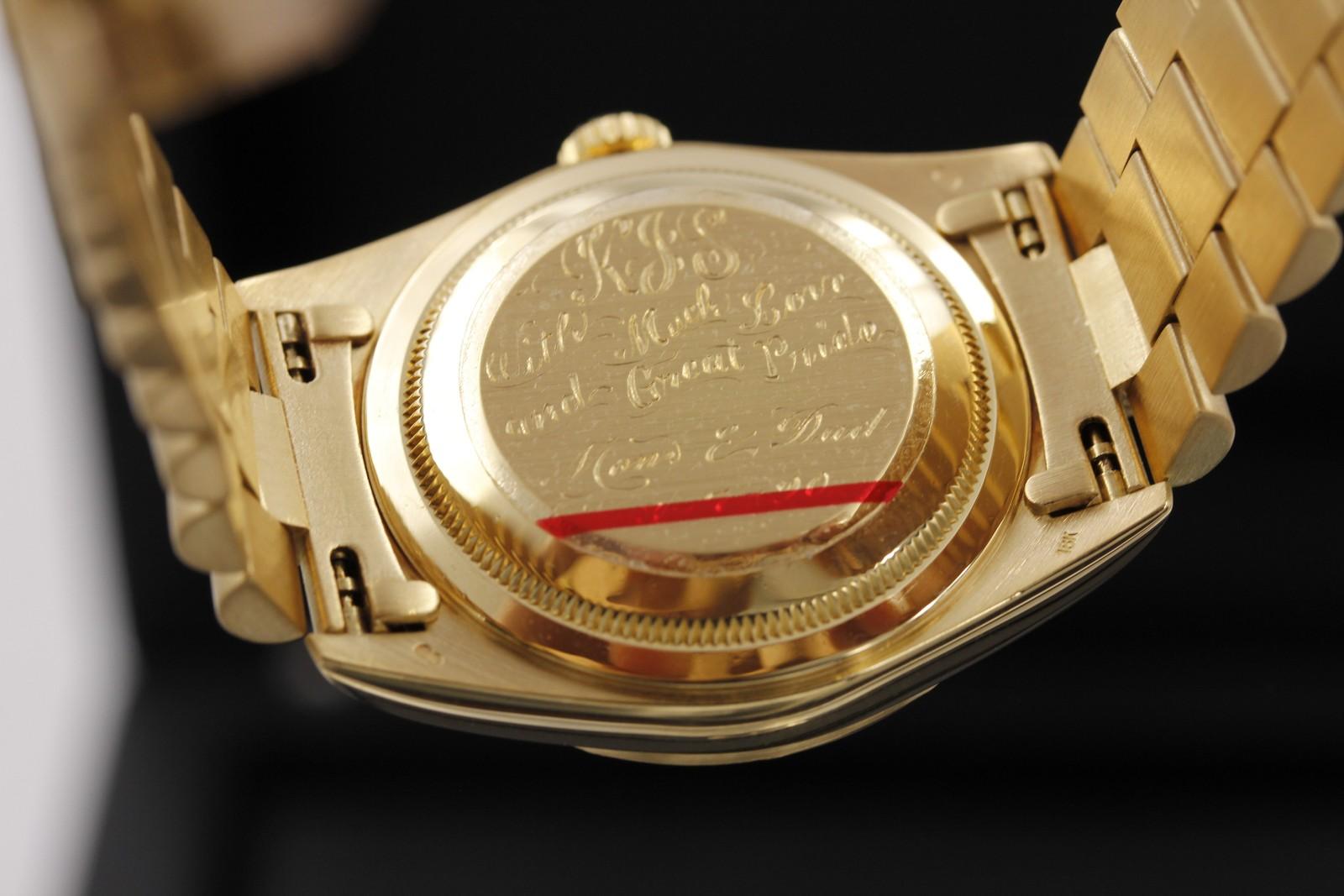Watch Image 11