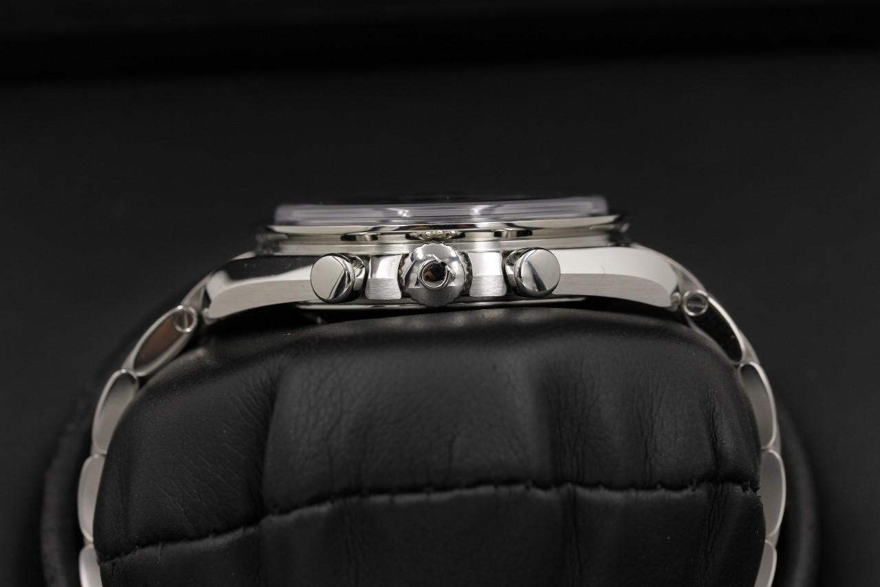 Watch Image 3