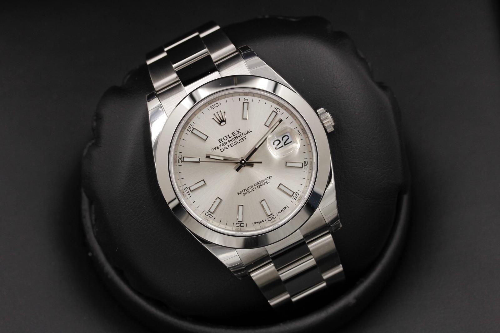 Watch Image 9