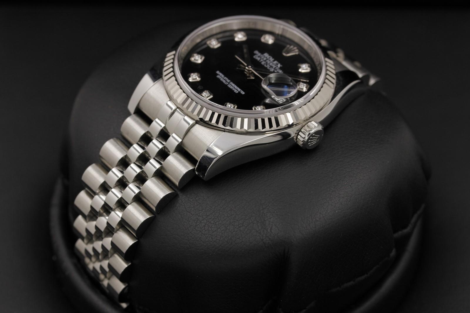 Watch Image 2
