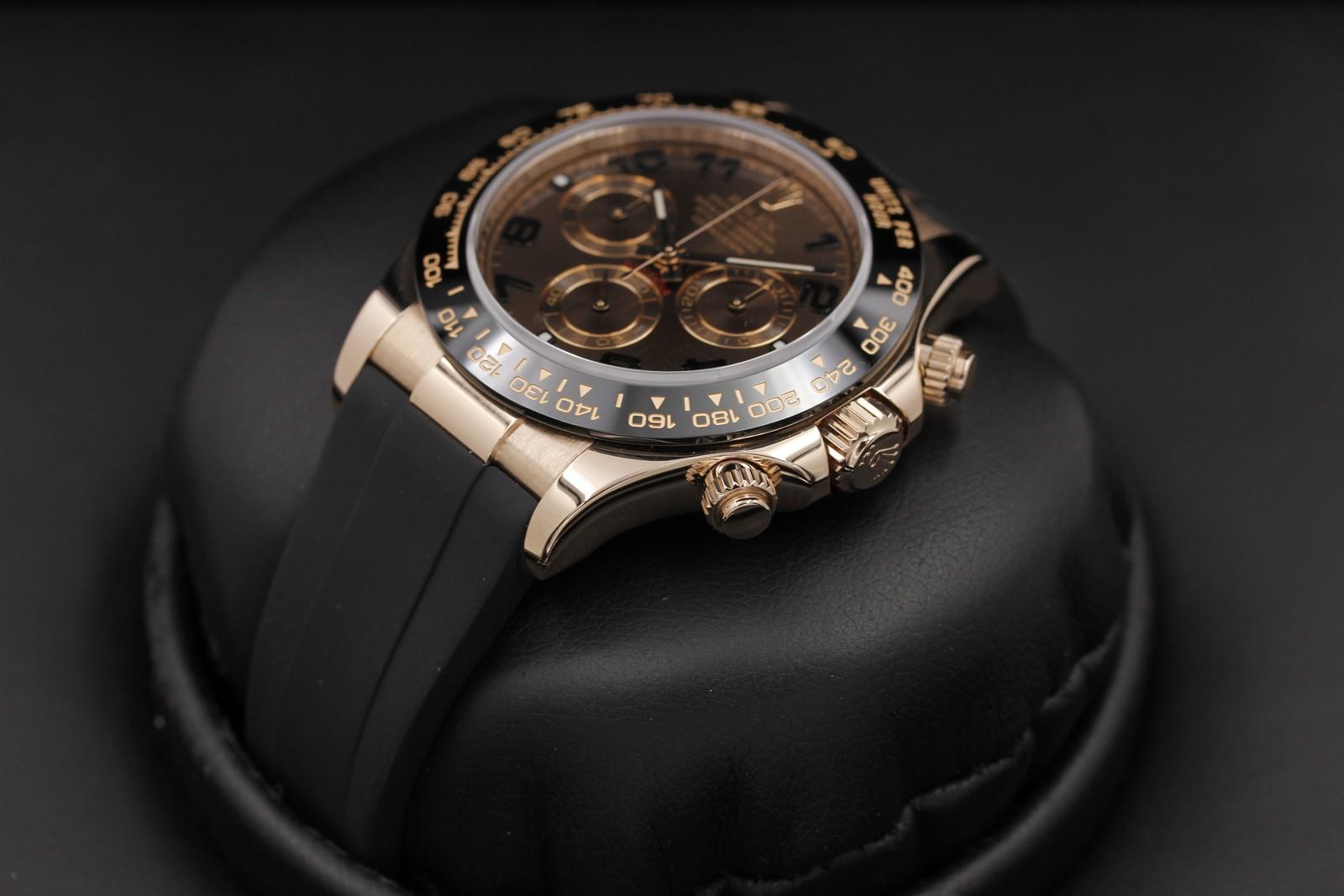 Watch Image 2