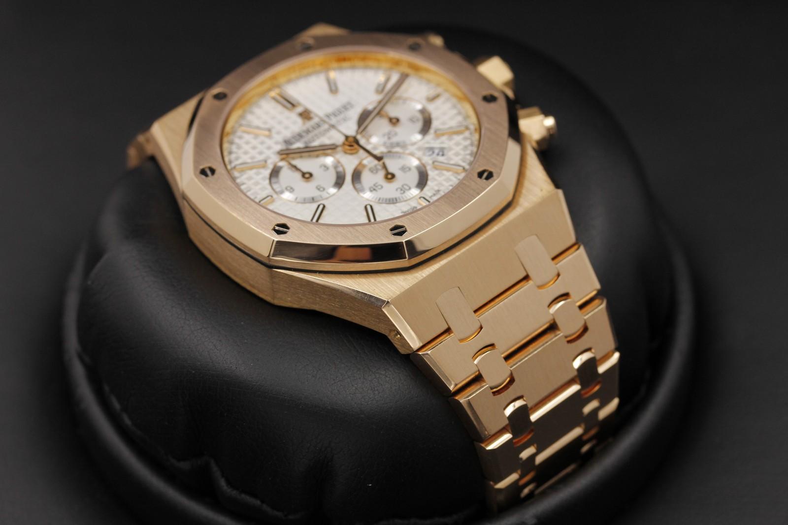 Watch Image 6