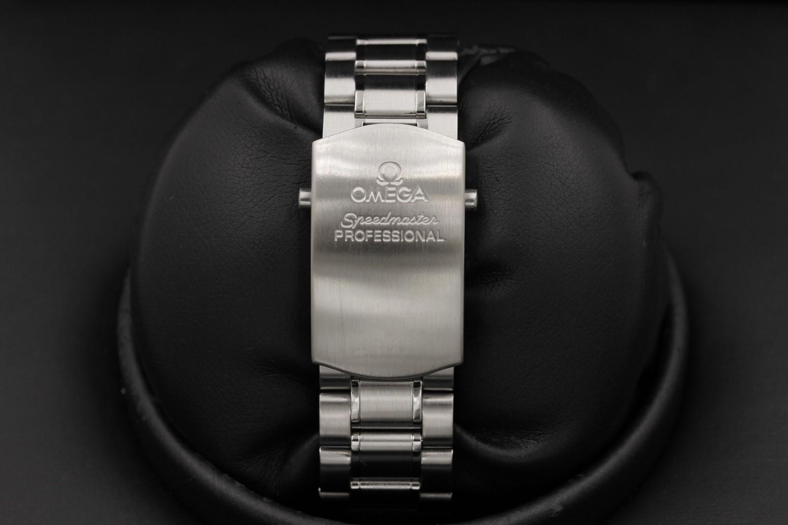 Watch Image 7