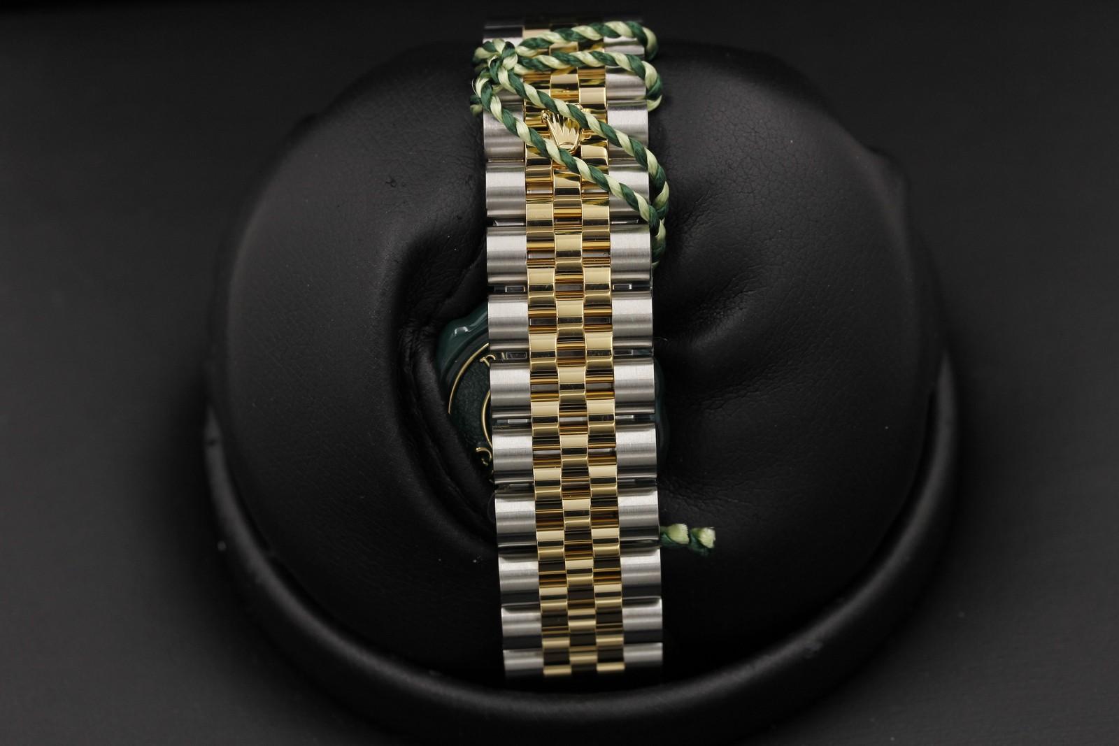 Watch Image 7