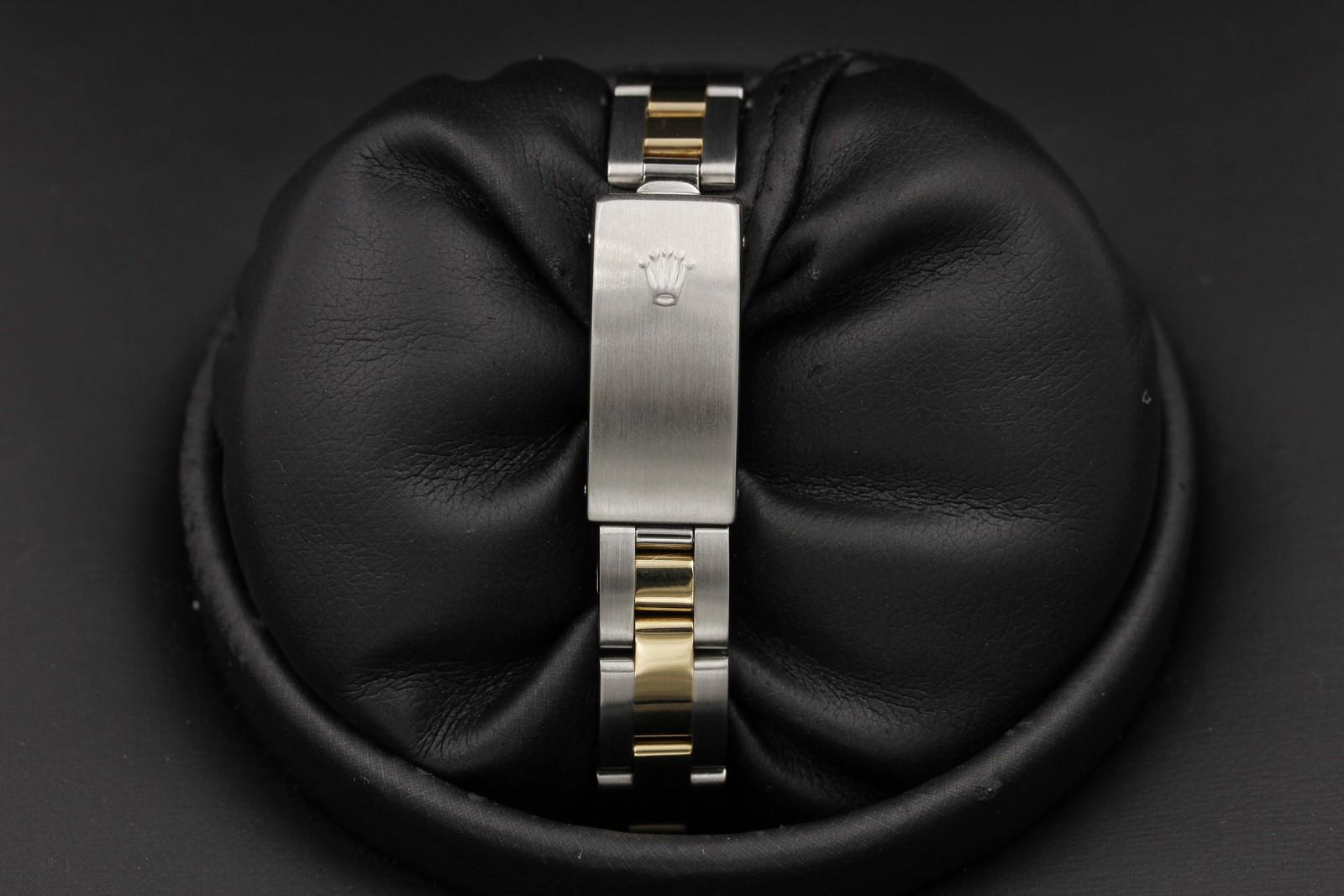 Watch Image 7