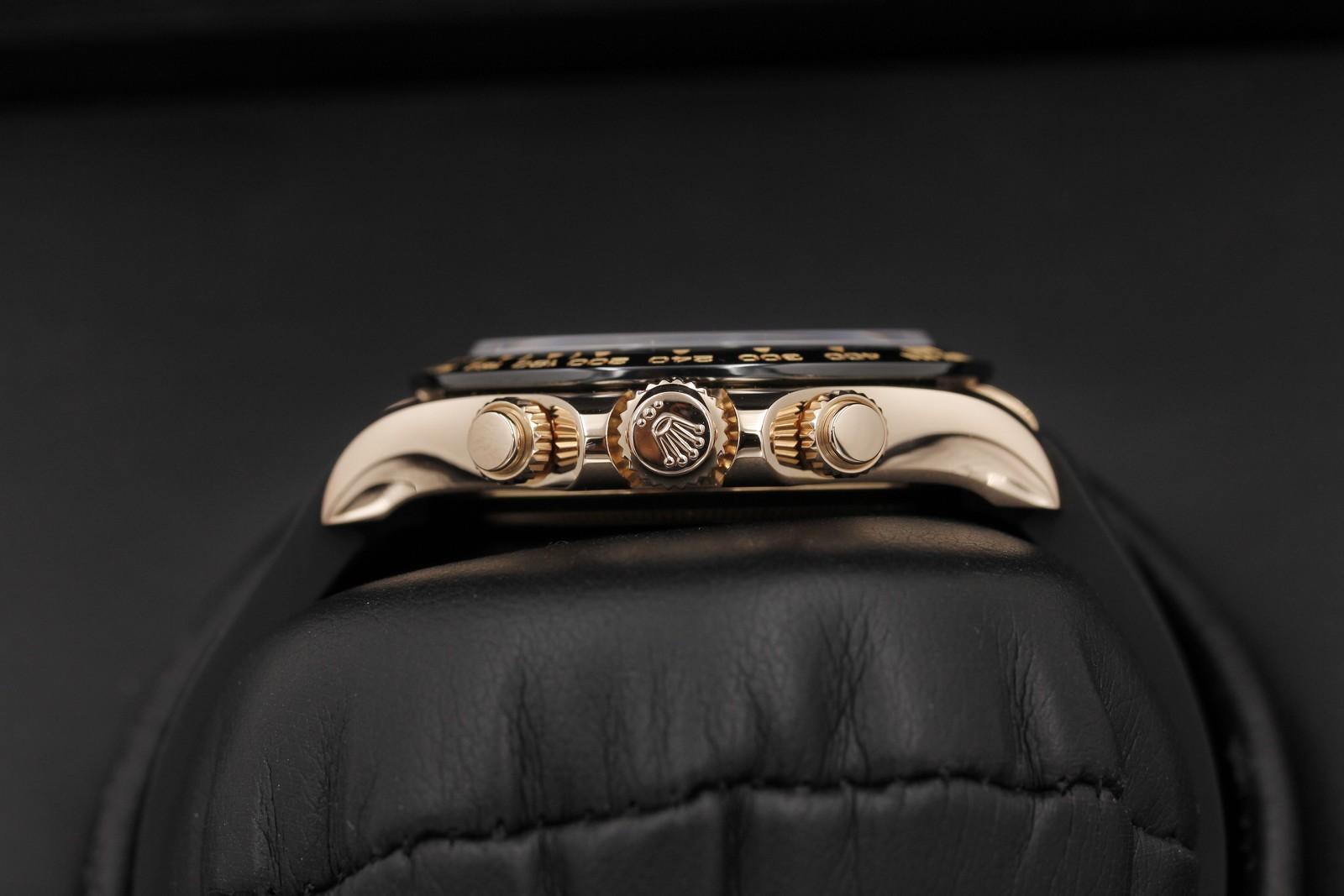Watch Image 3