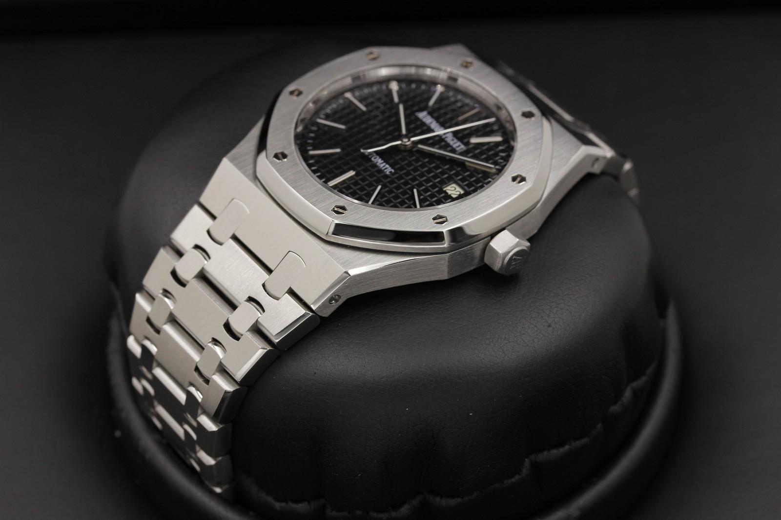 Watch Image 2