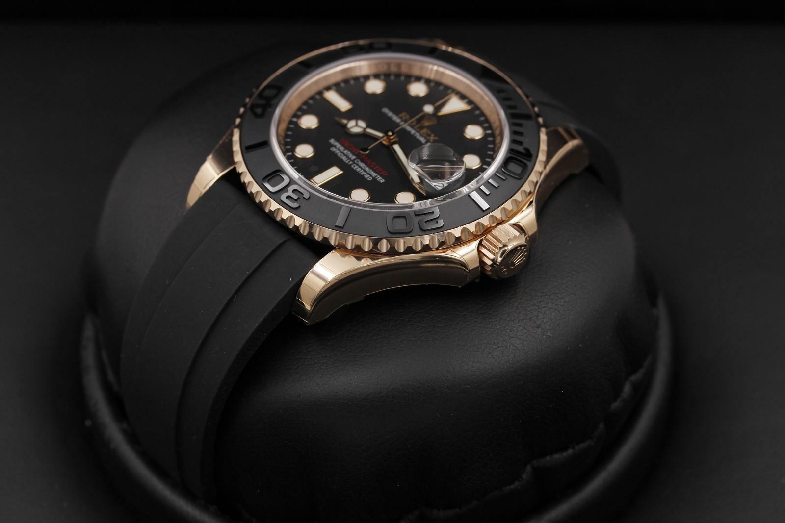 Watch Image 2