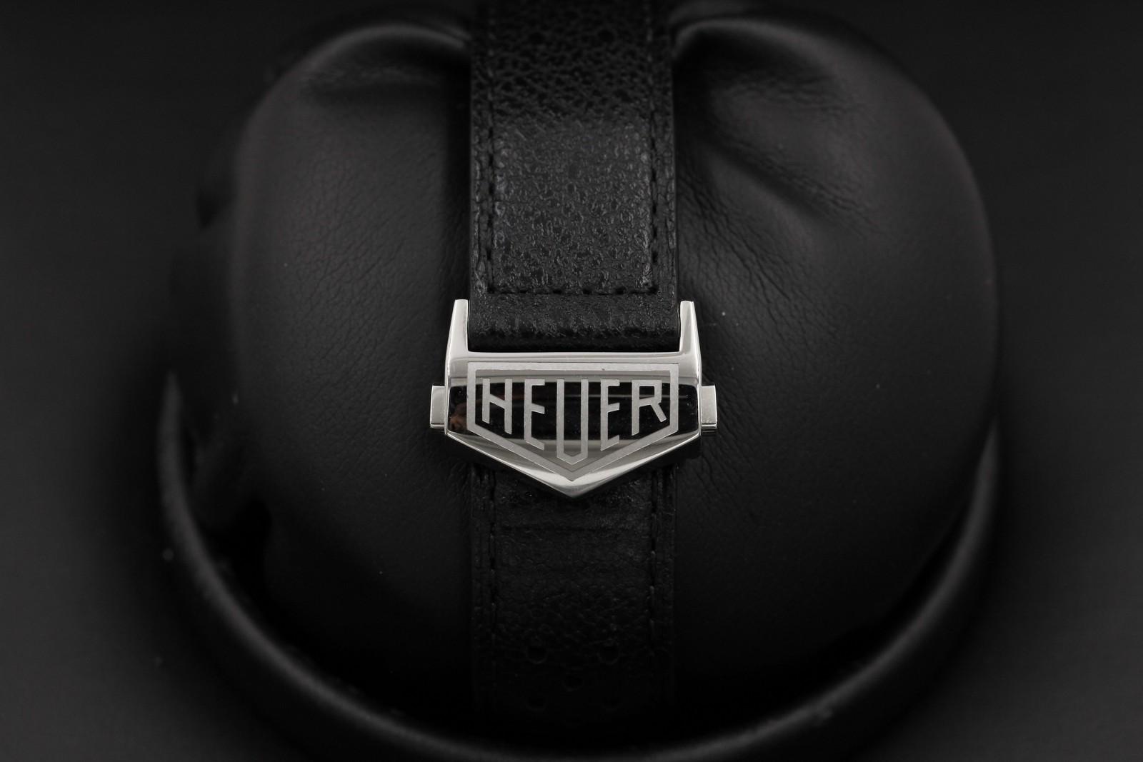 Watch Image 7