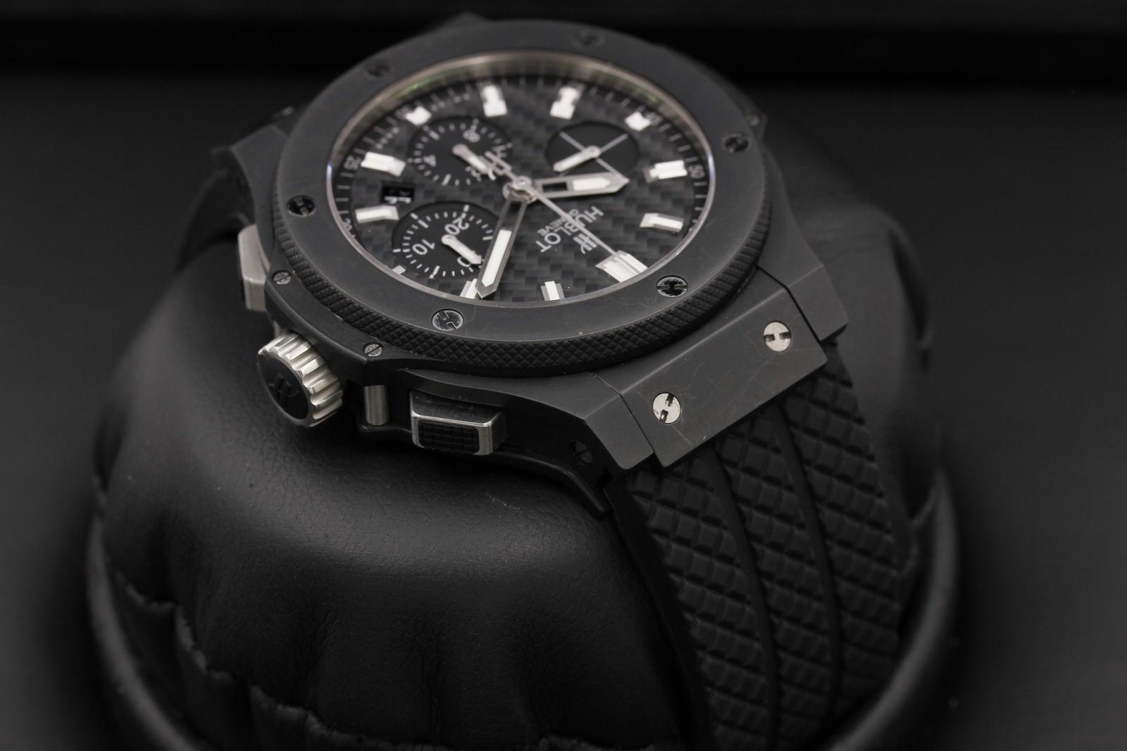 Watch Image 4