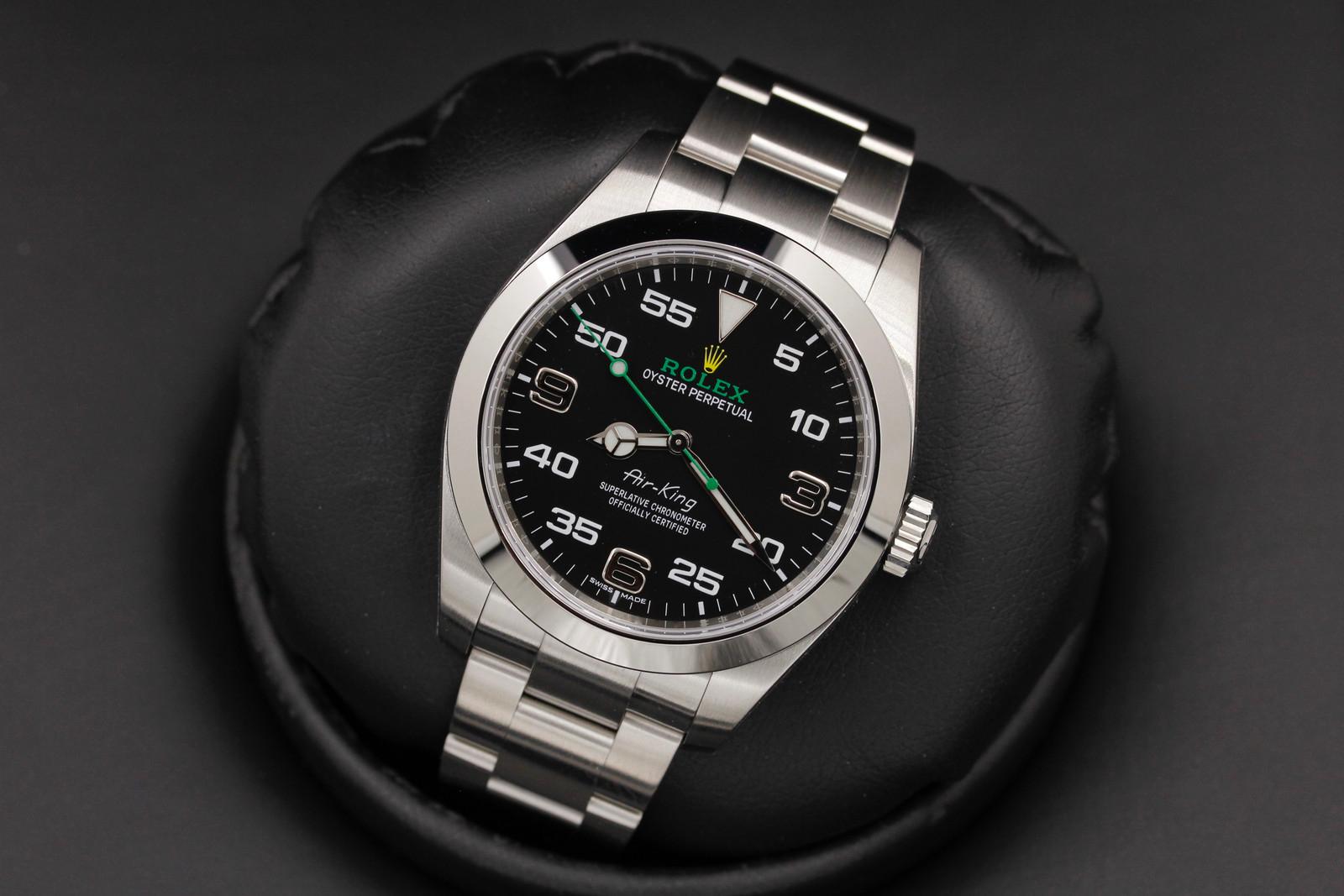 Watch Image 8