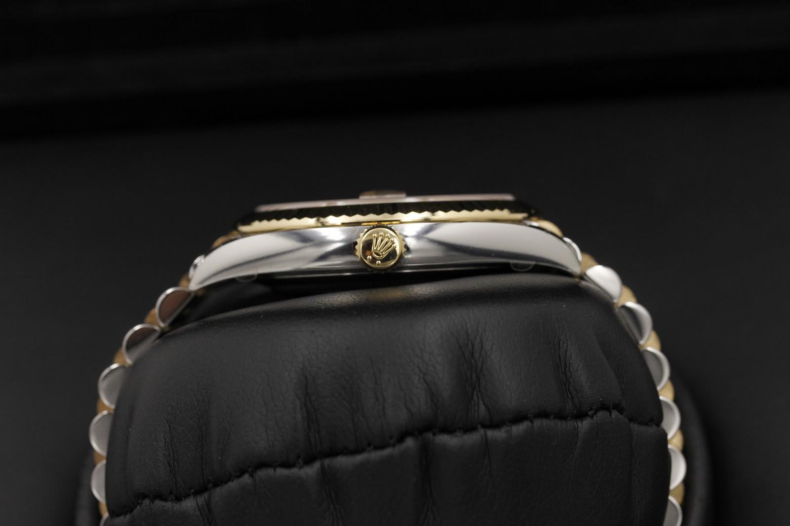 Watch Image 3